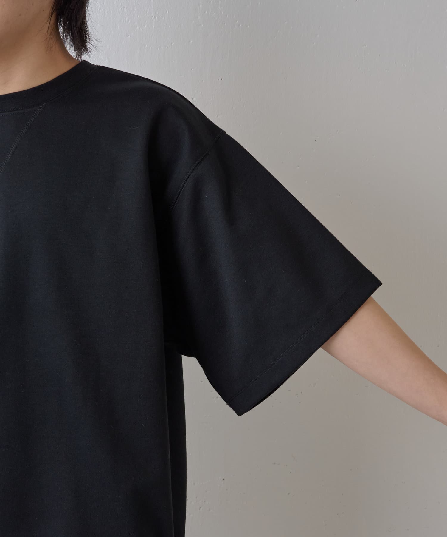 COLONY 2139(コロニー トゥーワンスリーナイン) ポンチスウェットライク半袖Tシャツ