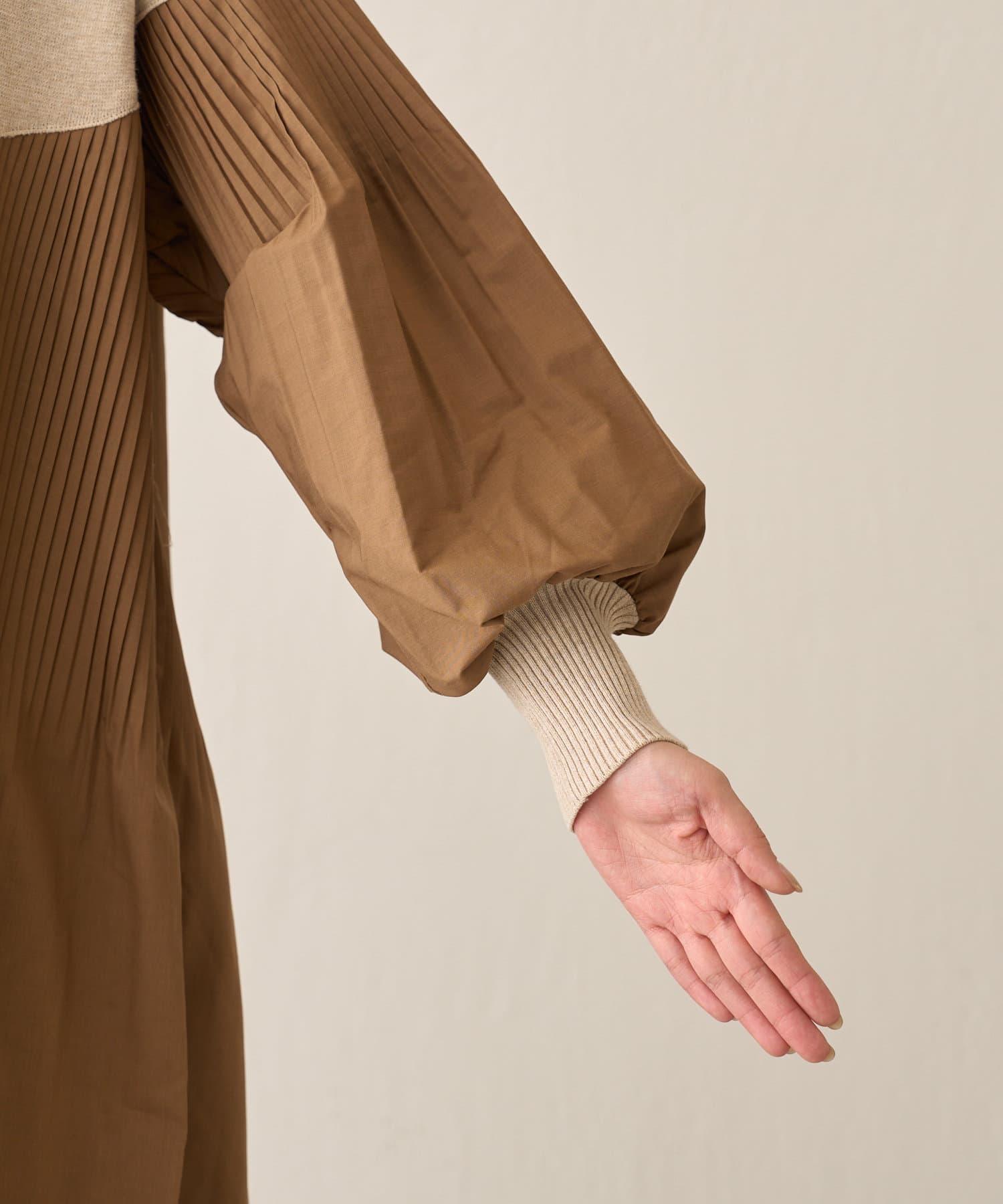 Jena　espace merveilleux(ジェナ　エスパスメルヴェイユ) ニットドッキングプリーツワンピース