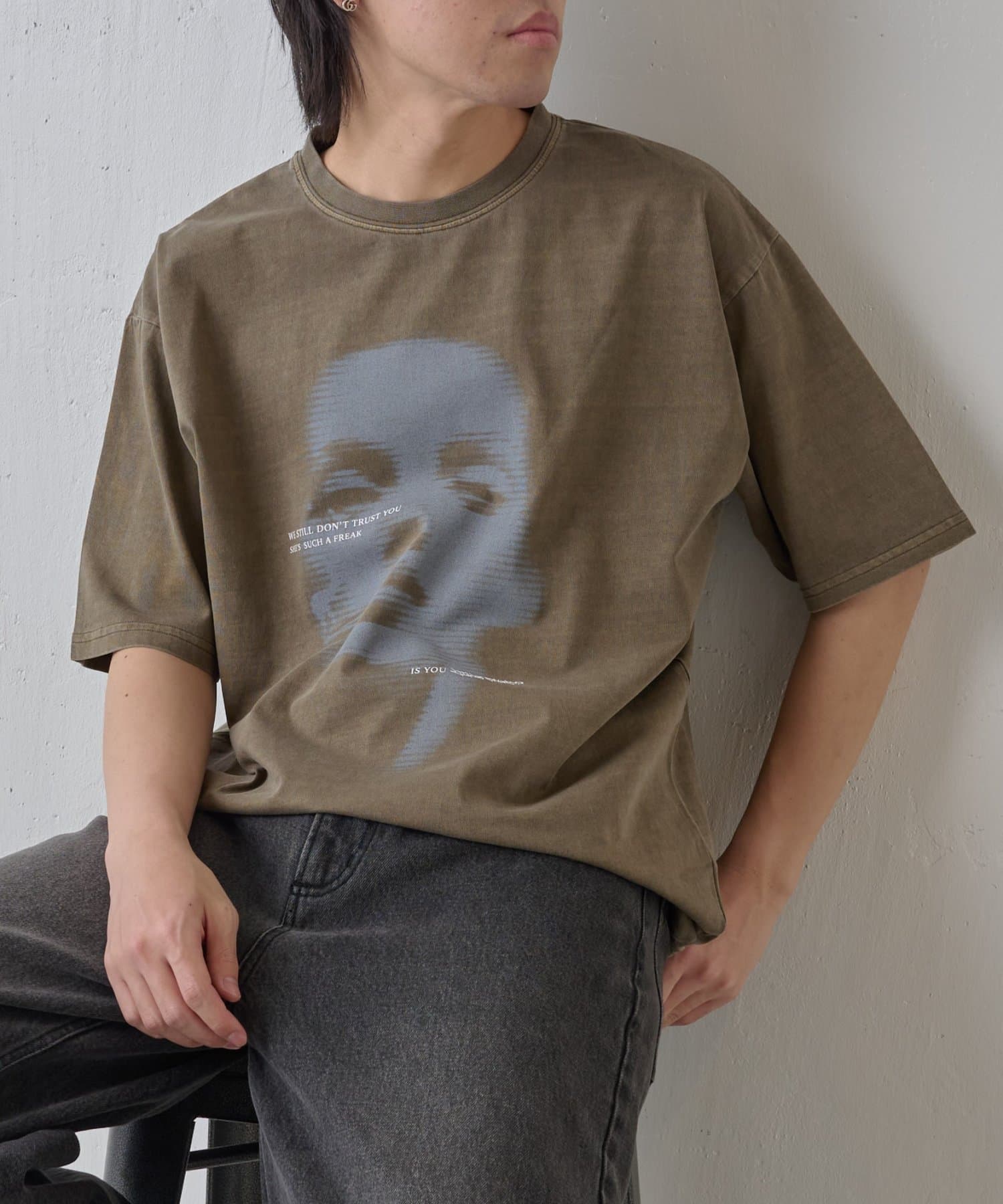 COLONY 2139(コロニー トゥーワンスリーナイン) ピグメント加工レディプリントTシャツ