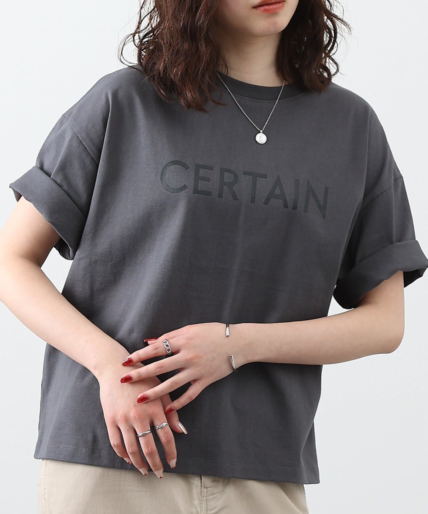 COLONY 2139(コロニー トゥーワンスリーナイン) レディース CERTAIN Tシャツ チャコールグレー