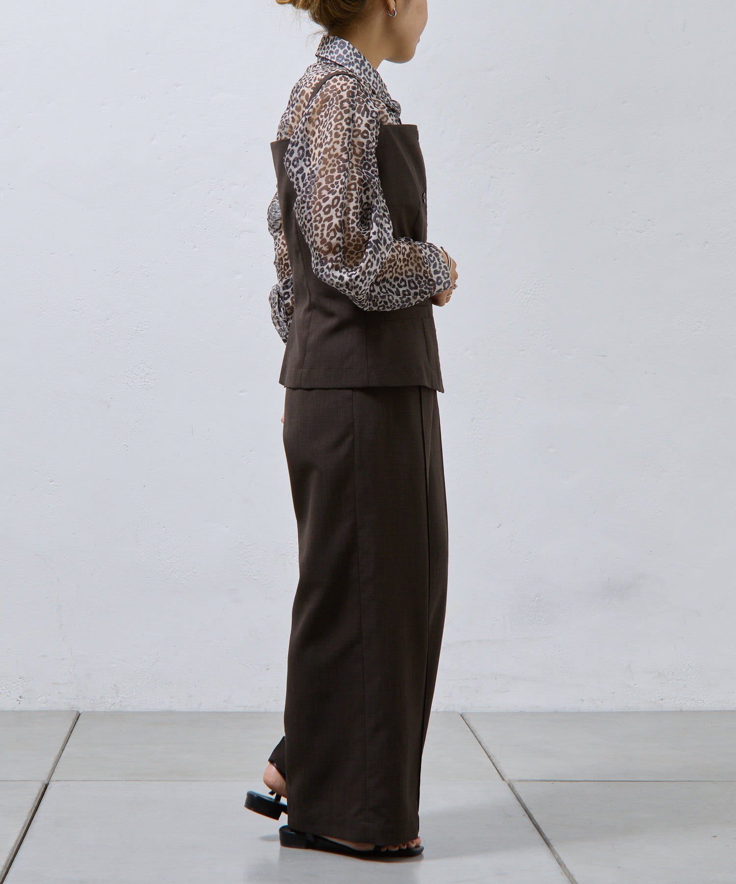 COLONY 2139(コロニー トゥーワンスリーナイン) シアープリントドルマンシャツ