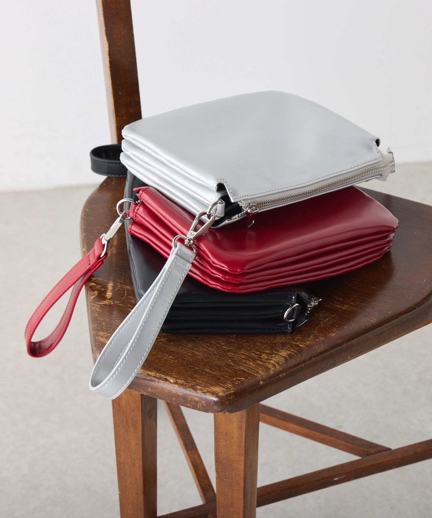 最新最全の オケージョン対応可能】3ポケットマルチショルダーBAG ウェア