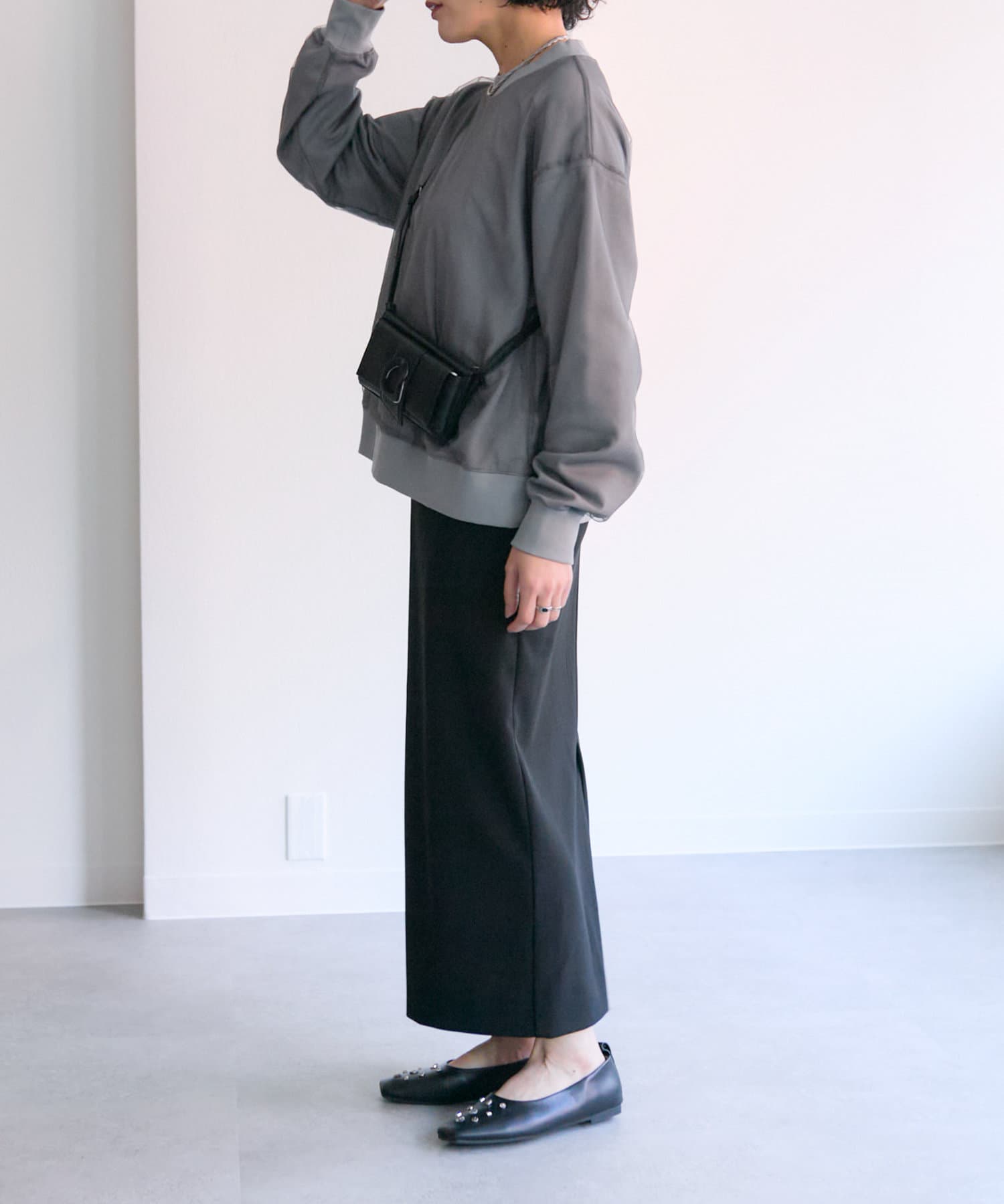 ear PAPILLONNER(イア パピヨネ) 《オケージョン/きれいめコーデにおすすめ/本革》パーツ付き横型モバイルウォレットショルダーバッグ