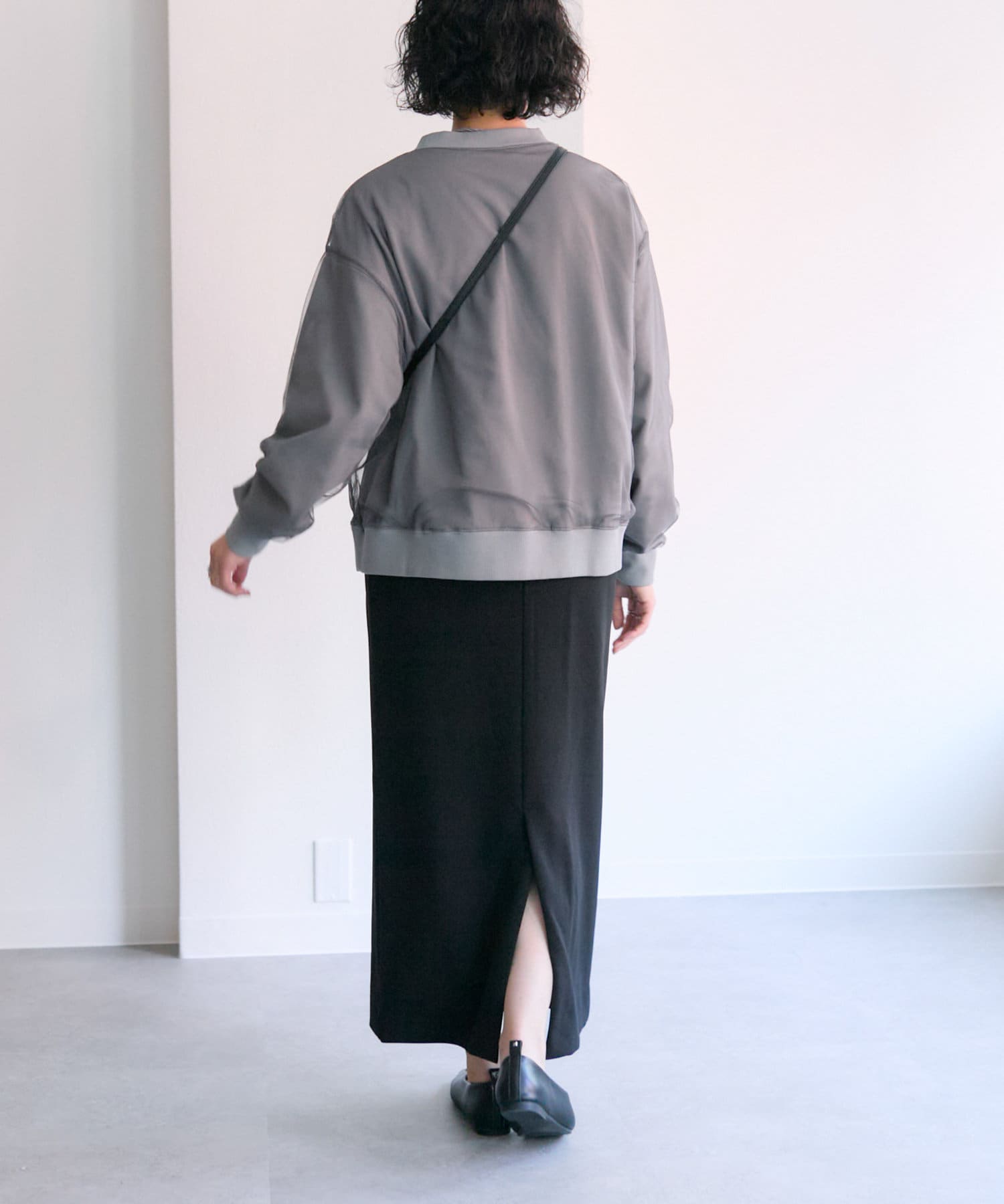 ear PAPILLONNER(イア パピヨネ) 《オケージョン/きれいめコーデにおすすめ/本革》パーツ付き横型モバイルウォレットショルダーバッグ