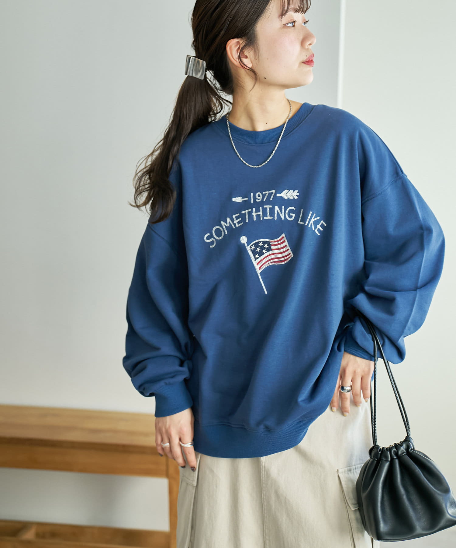 話題沸騰★Scuffers★ドロップショルダーフーディ ユニセックス NIKE BLUZA Z KAPTUREM W NSW PHNX FLC OS PO HOODIE DQ5860-051
