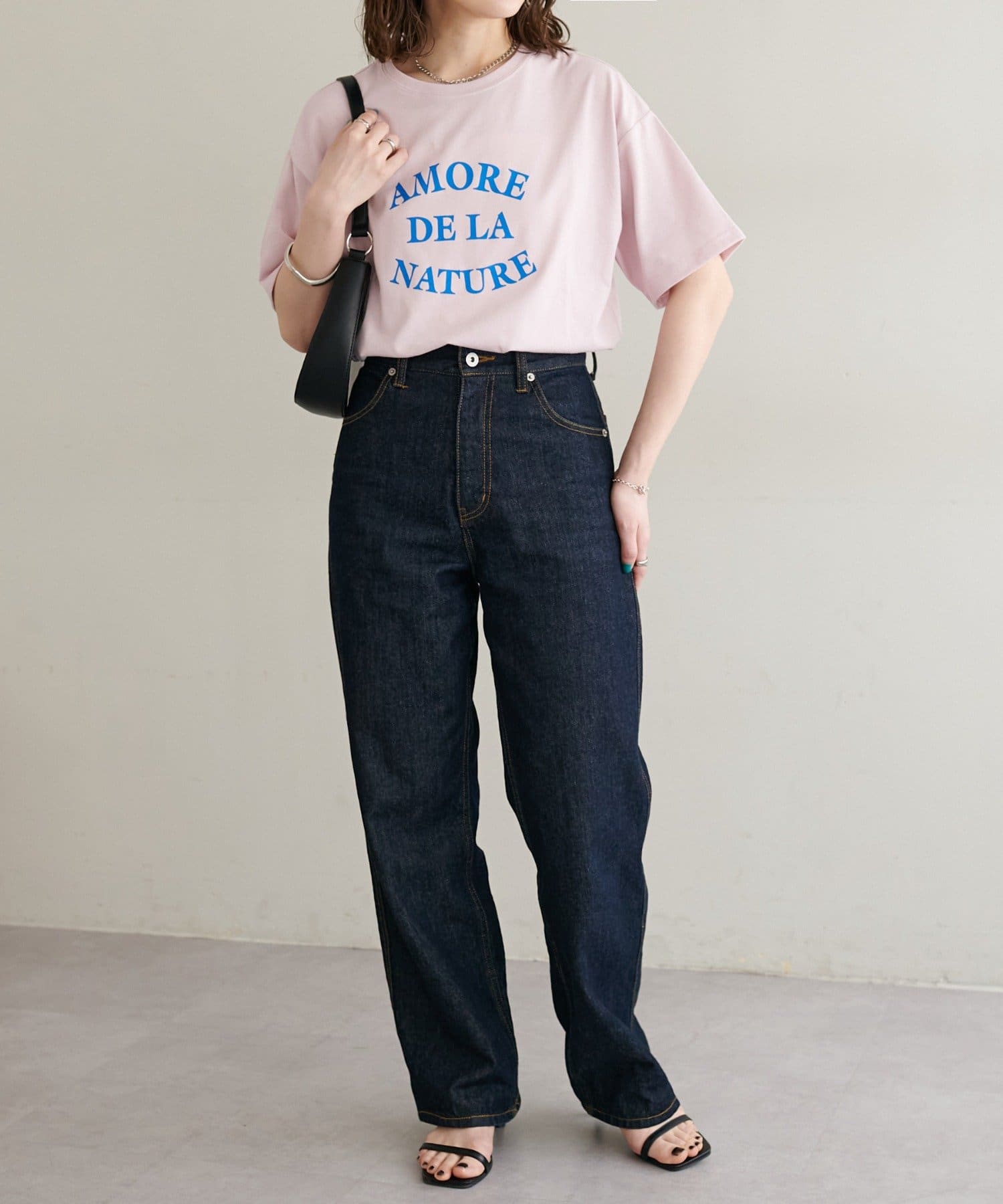 DISCOAT(ディスコート) 【WEB限定】フレンチアーチロゴTシャツ