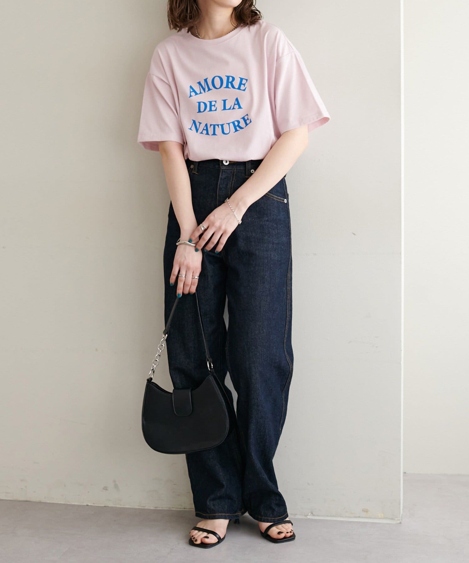 DISCOAT(ディスコート) 【WEB限定】フレンチアーチロゴTシャツ