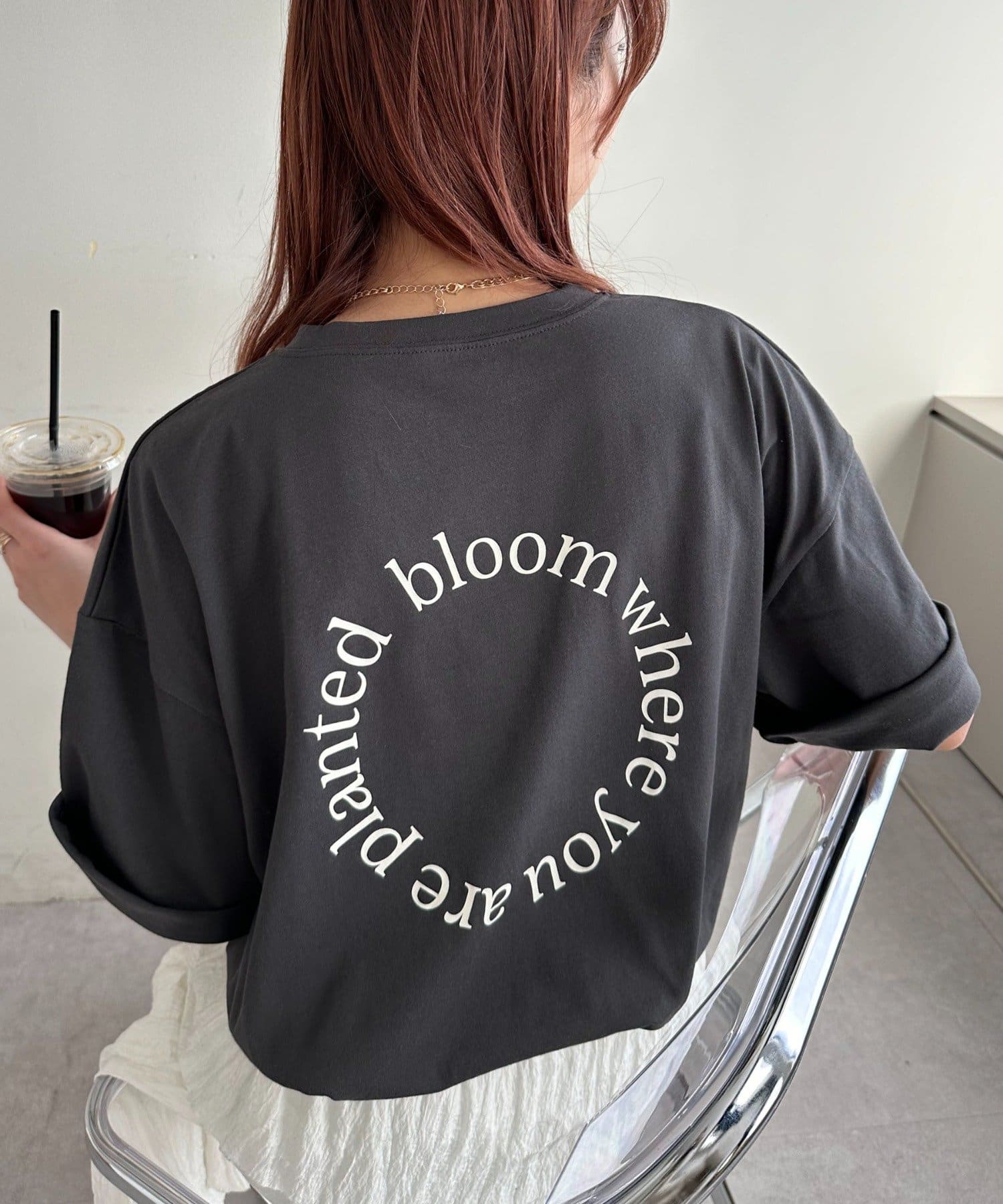 DISCOAT(ディスコート) レディース 【WEB限定】バックサークルロゴTシャツ チャコールグレー