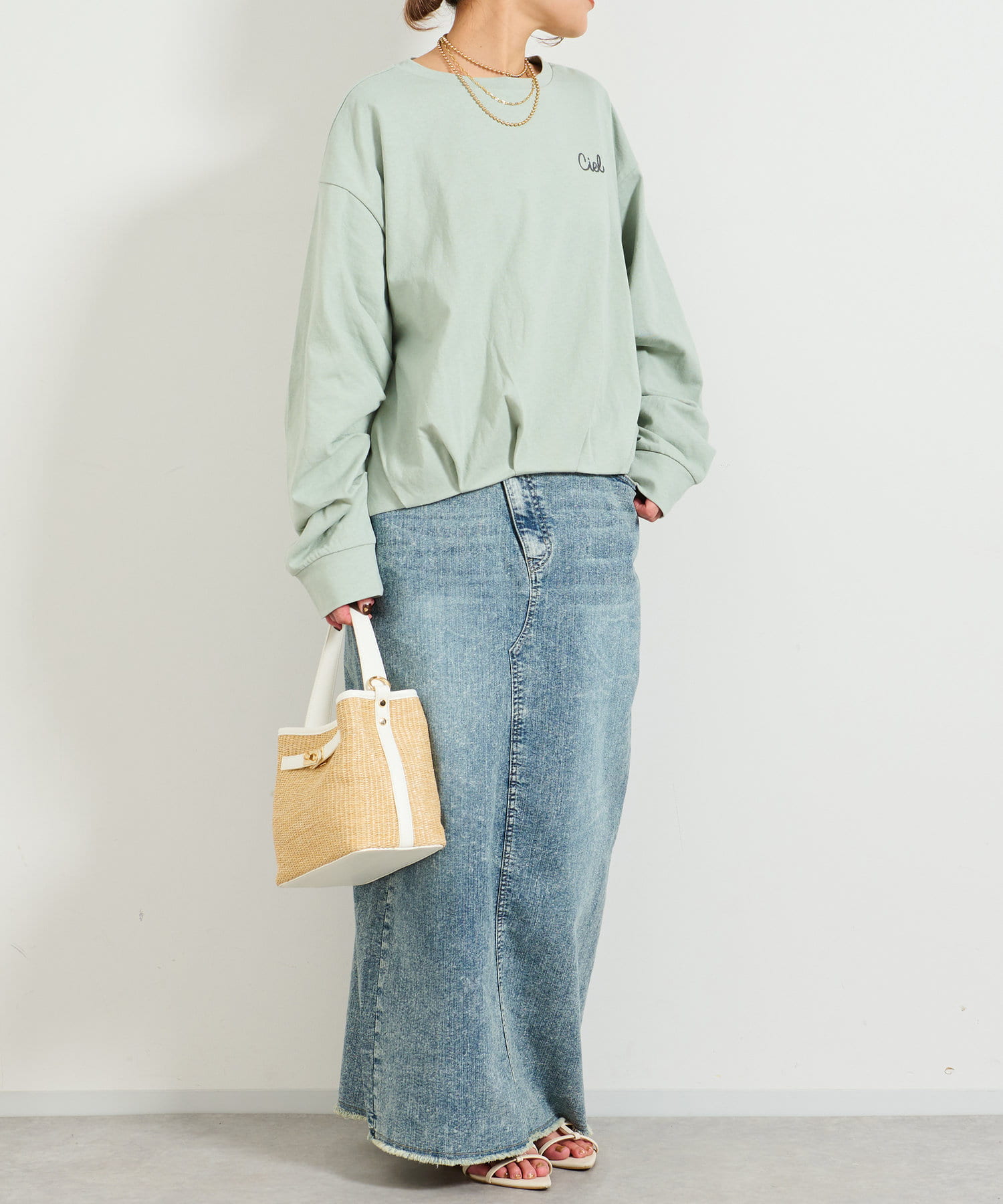 un dix cors(アンディコール) 刺繍タックバルーンプルオーバー