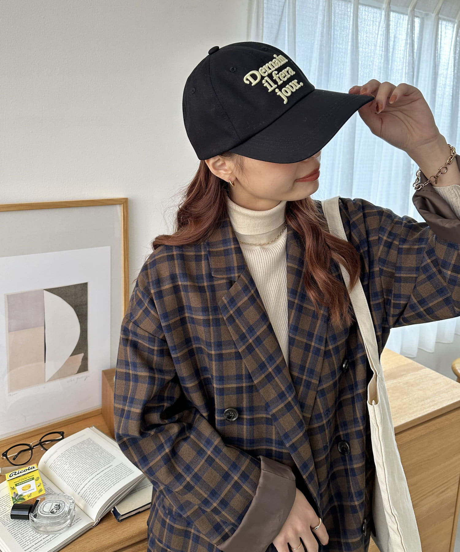 DISCOAT(ディスコート) バックリボン刺繍キャップ