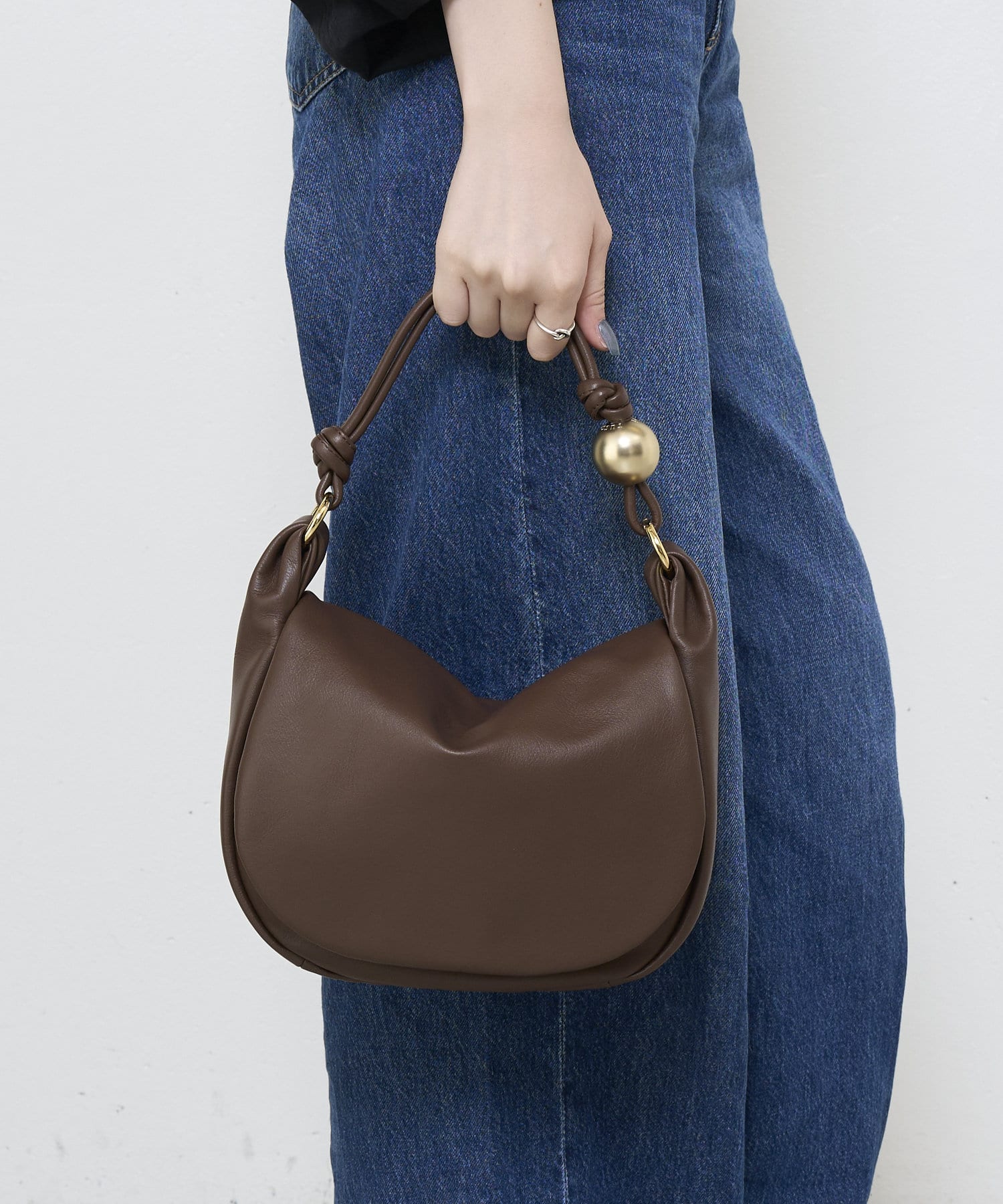 【2025SS】【russet× BEARDSLEY】2wayフラップショルダーバッグバッグブランドであるラシットのものづくりにBEARDSLEYのもつ世界感をプラス。BEARDSLEYのアイテムに合