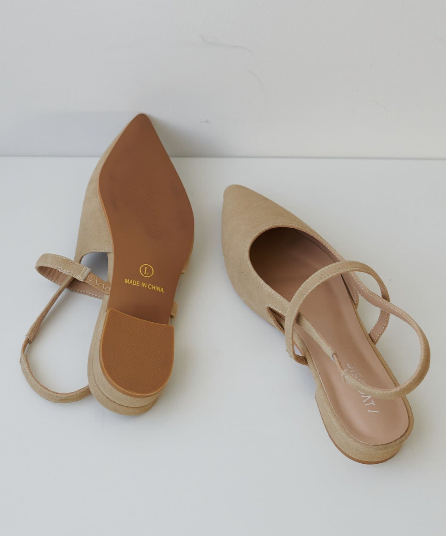 DISCOAT(ディスコート) 10％OFF♡14(日)23：59まで【SS先行カラー/S～Lサイズ展開】ポインテッドストラップシューズ《詳細動画あり》