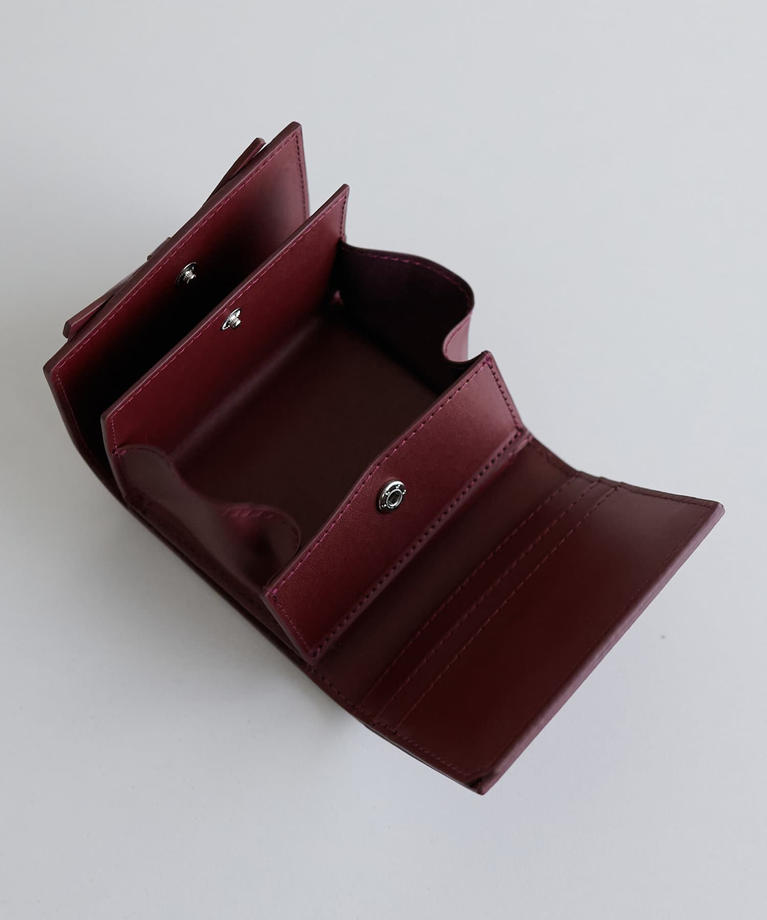 DISCOAT(ディスコート) オイル調リボンウォレット