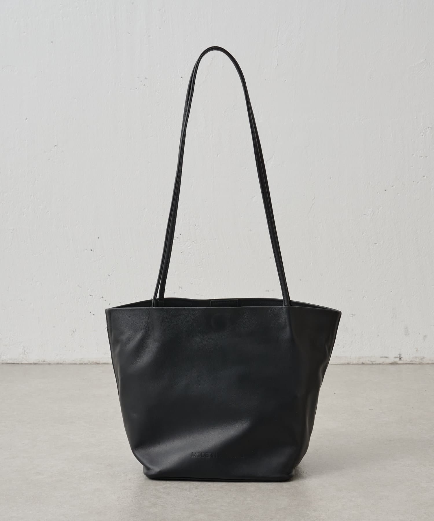 MODERN WEAVING》レザーバスケットバッグ | BEARDSLEY
