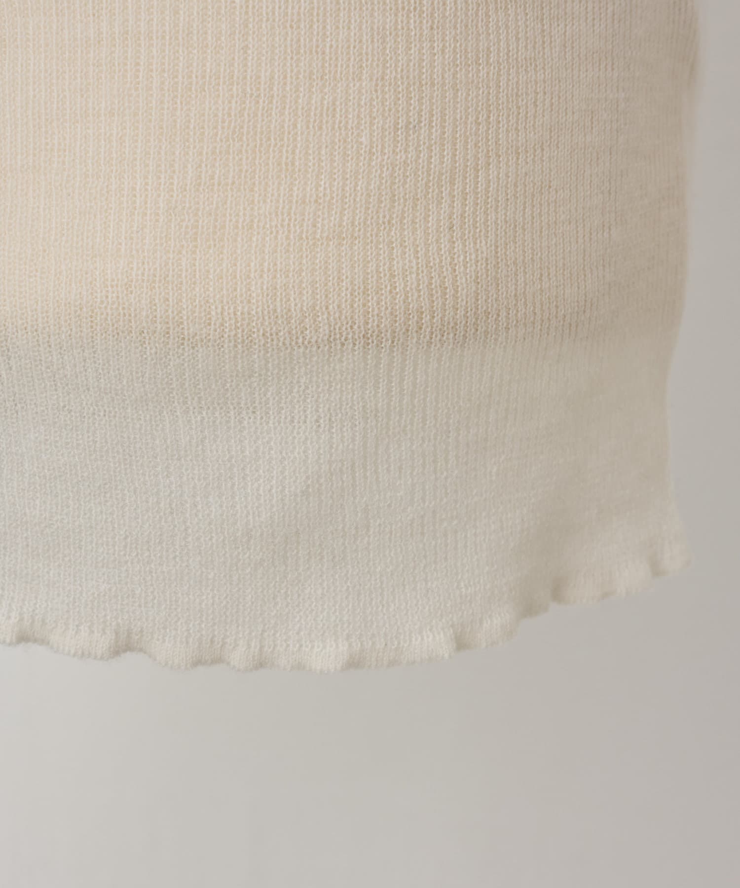 BEARDSLEY(ビアズリー) 《MODERN WEAVING》カシミヤタートルネックニット