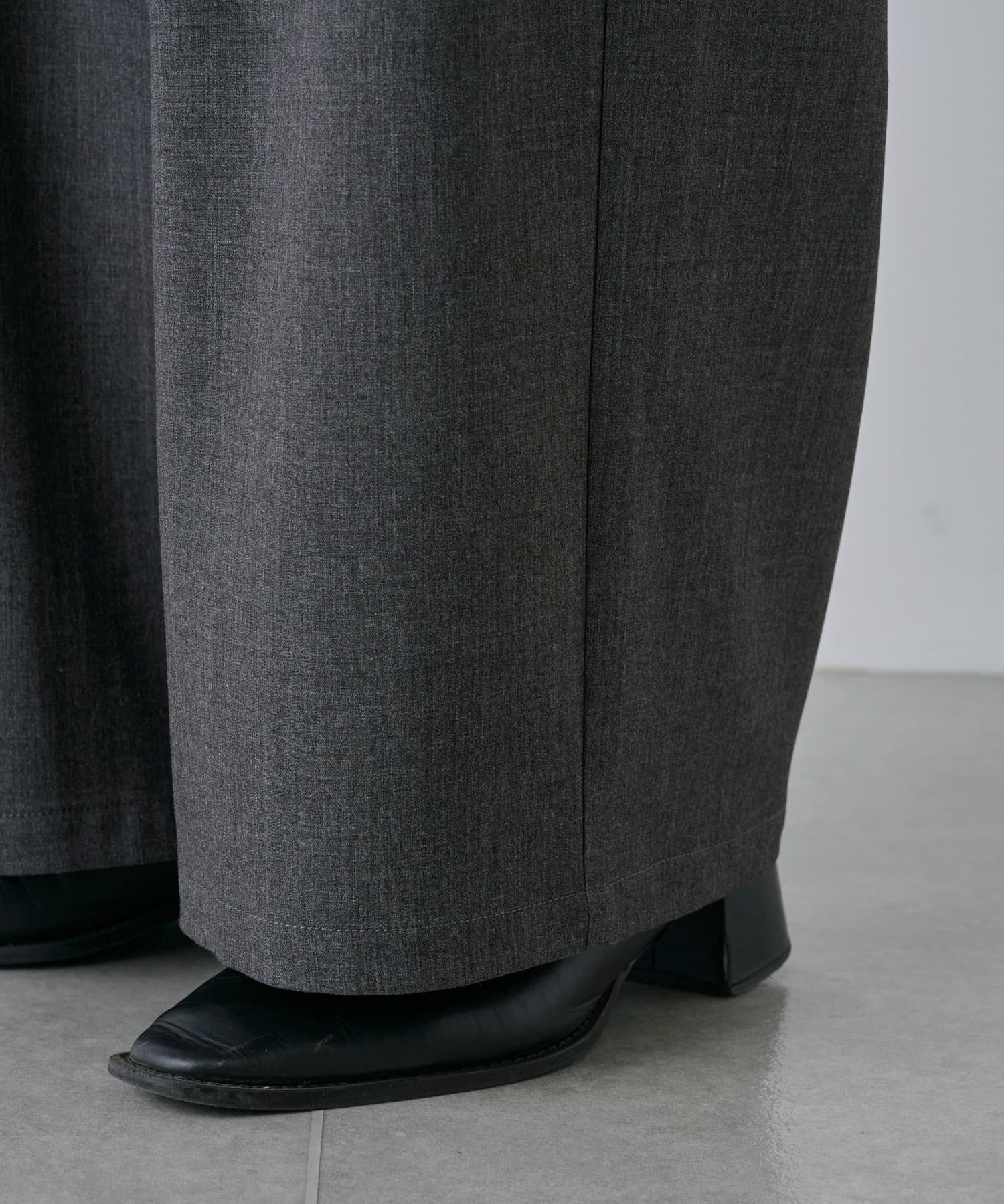 COLONY 2139(コロニー トゥーワンスリーナイン) TRPUボックスタックバギースラックス