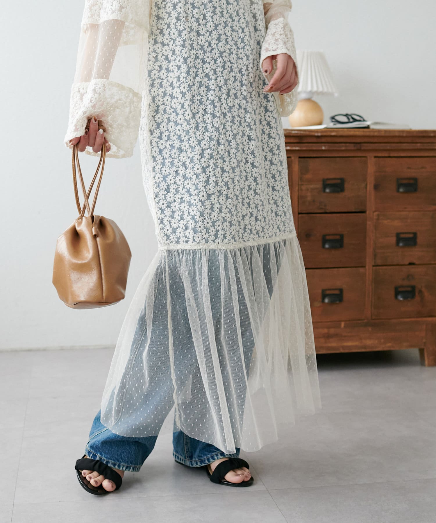 DISCOAT(ディスコート) 【WEB限定】レース切り替えワンピース