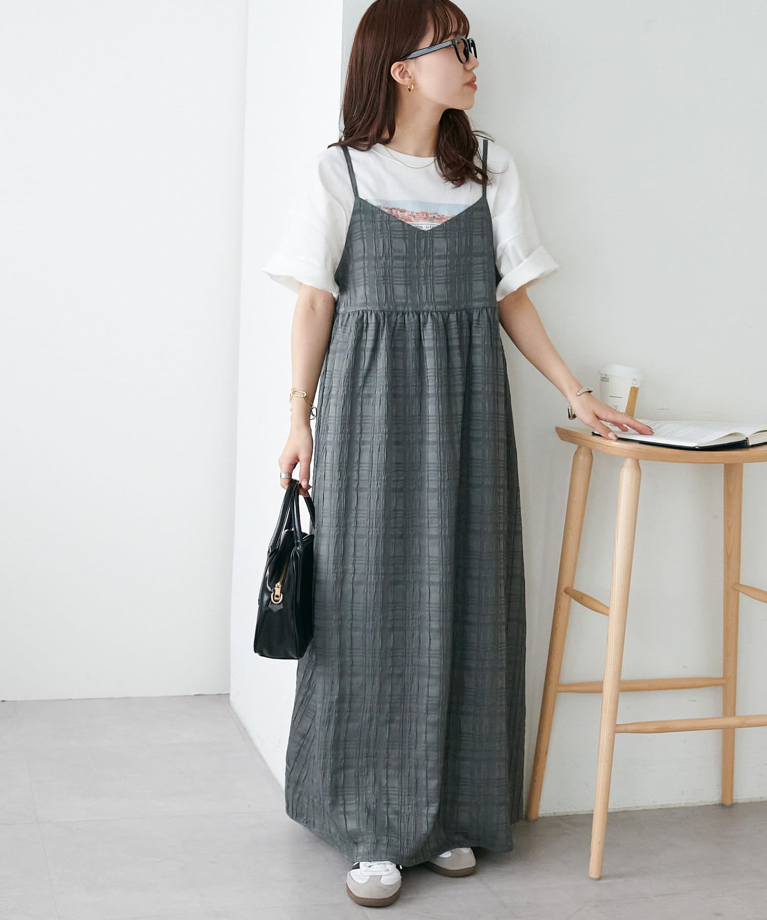 DISCOAT(ディスコート) 【シーズンレス/長さ調整可/WEB限定】生地ジャガードキャミワンピース