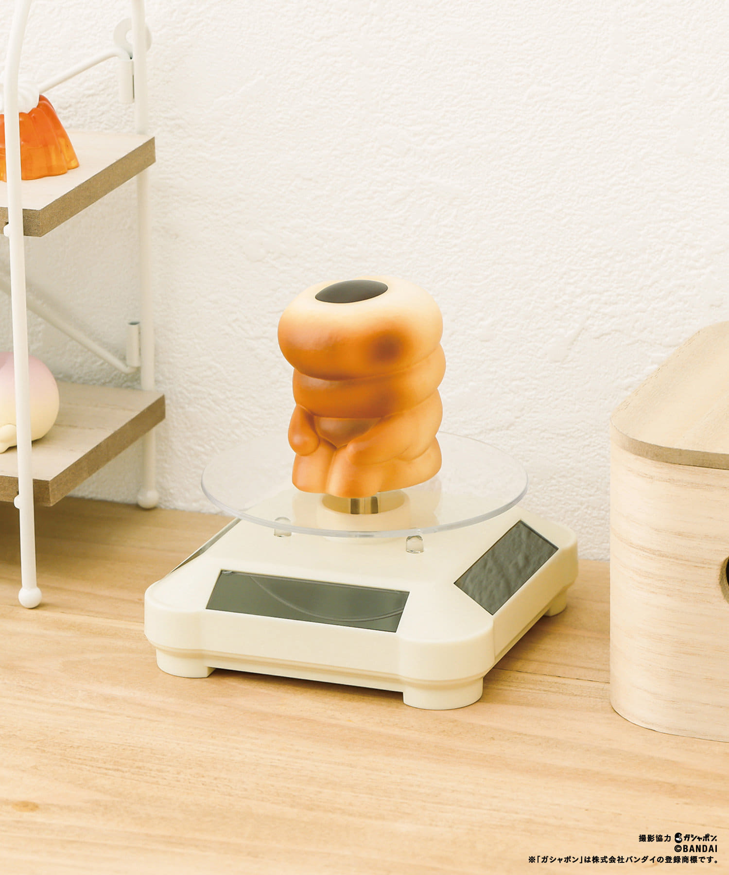 お値下げ 蓋にディスプレイ出来る本棚 （LED付き回転ディスプレイ 