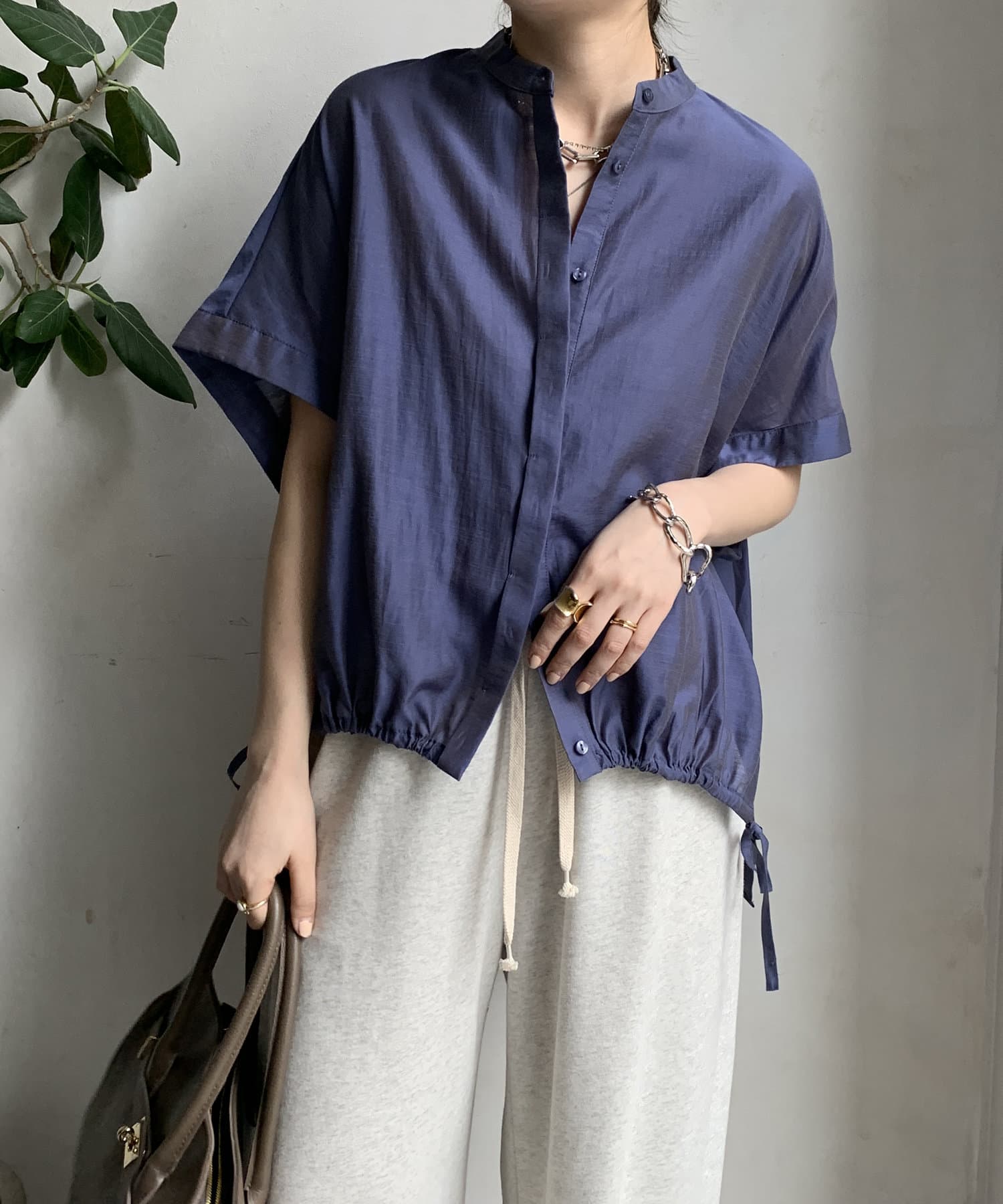 DOUDOU(ドゥドゥ) 【WEB限定】シアーリネンシャンブレーシャツ