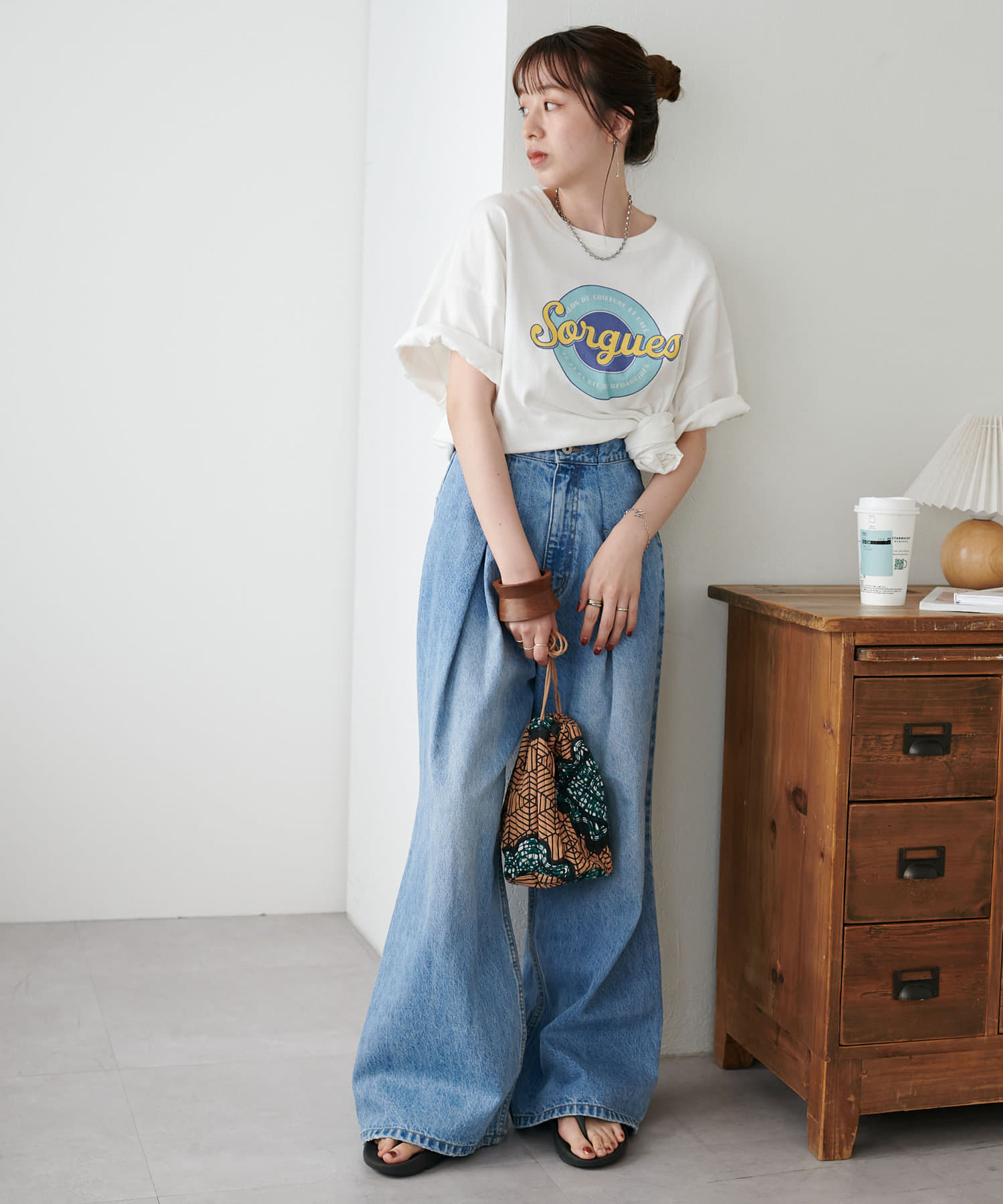 DISCOAT(ディスコート) 【WEB限定】アソートスーベニアTシャツ《ユニセックス》