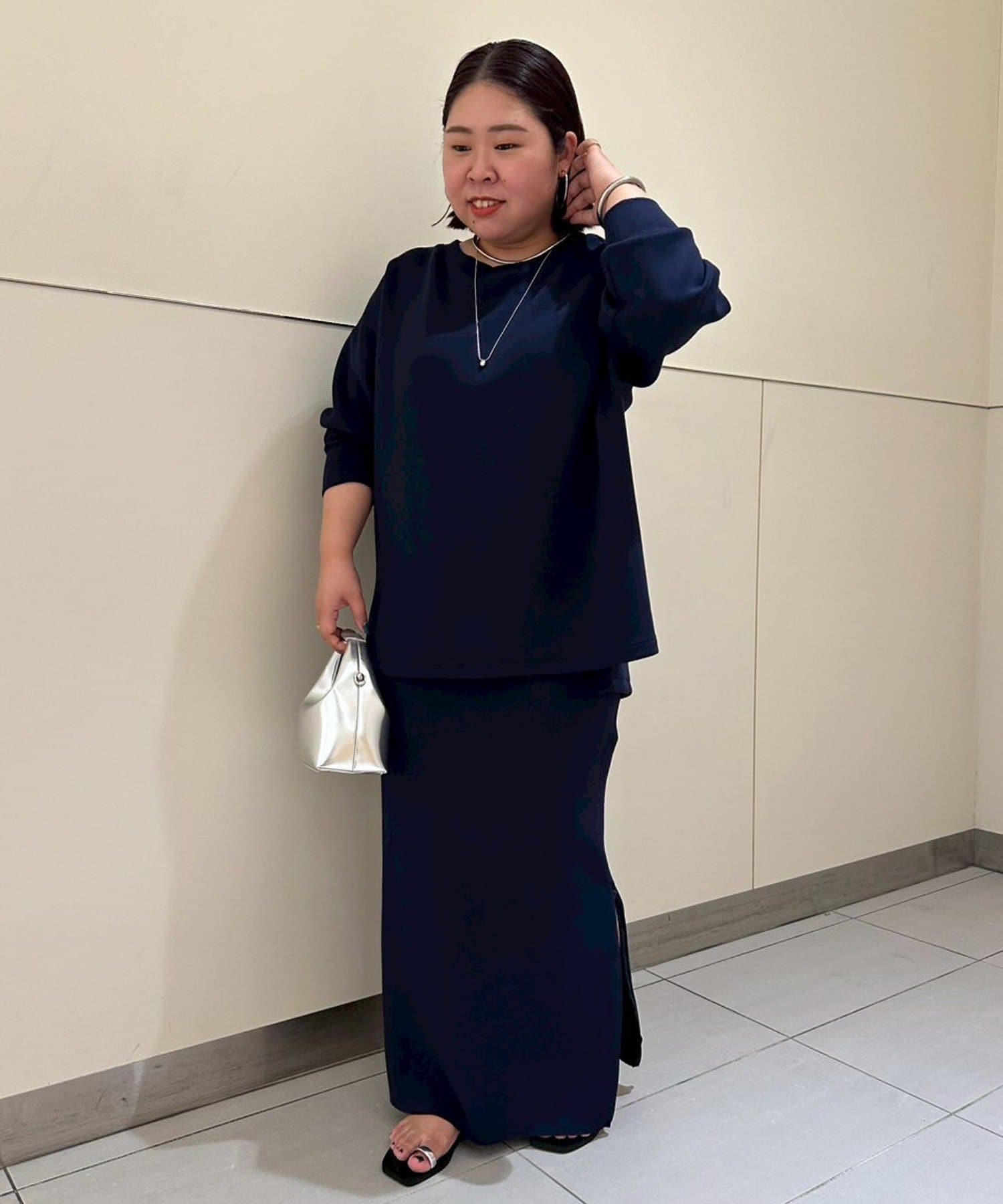 LOUNGEDRESS(ラウンジドレス) 累計販売数３万枚！【@_shirabe.s_コラボカラー登場！】ポンチZIPタイトスカート