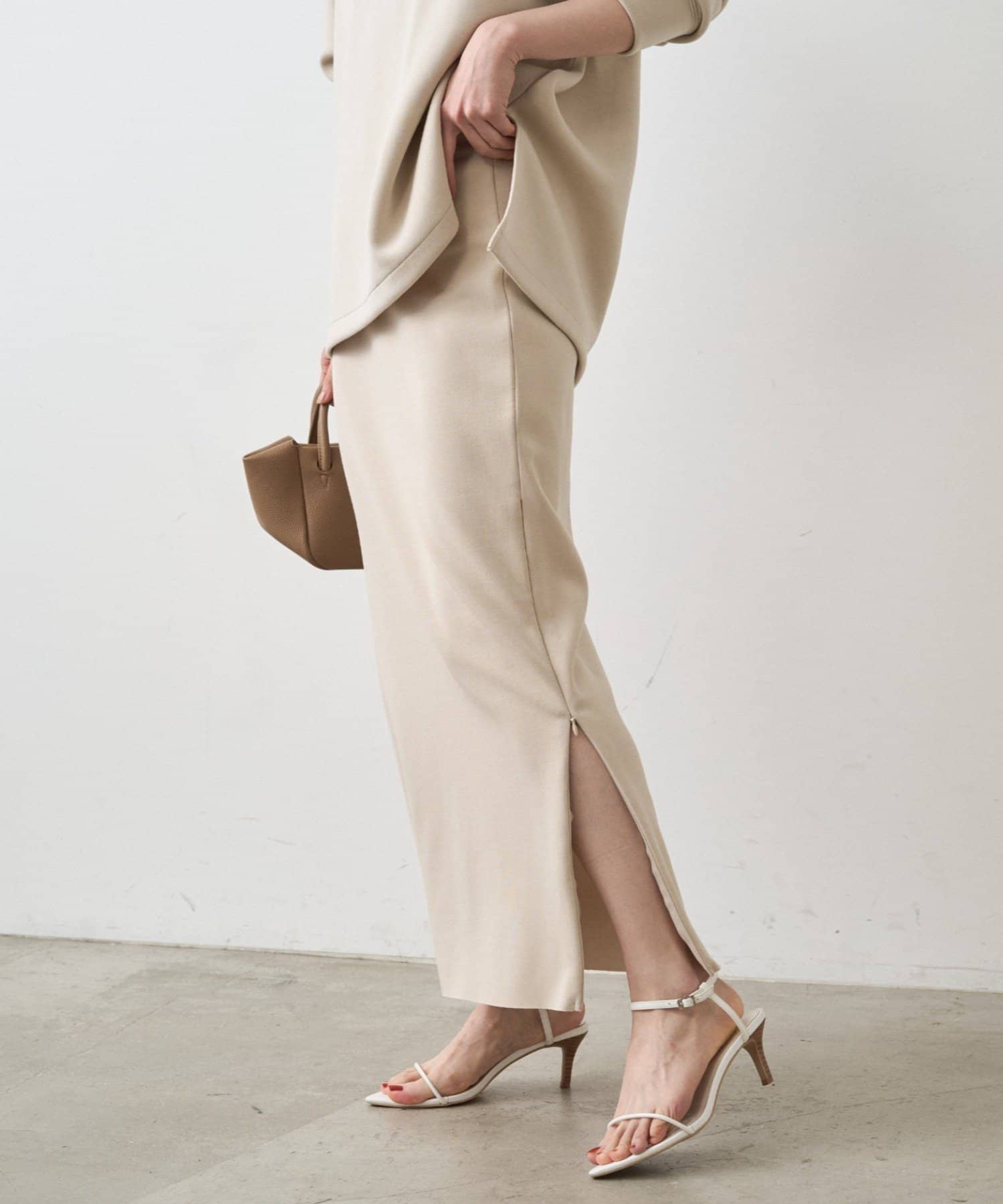 LOUNGEDRESS(ラウンジドレス) 【12/5 12:00~新色ライトベージュ予約開始】【累計販売３万枚！ / 名品アイテム】ポンチZIPタイトスカート