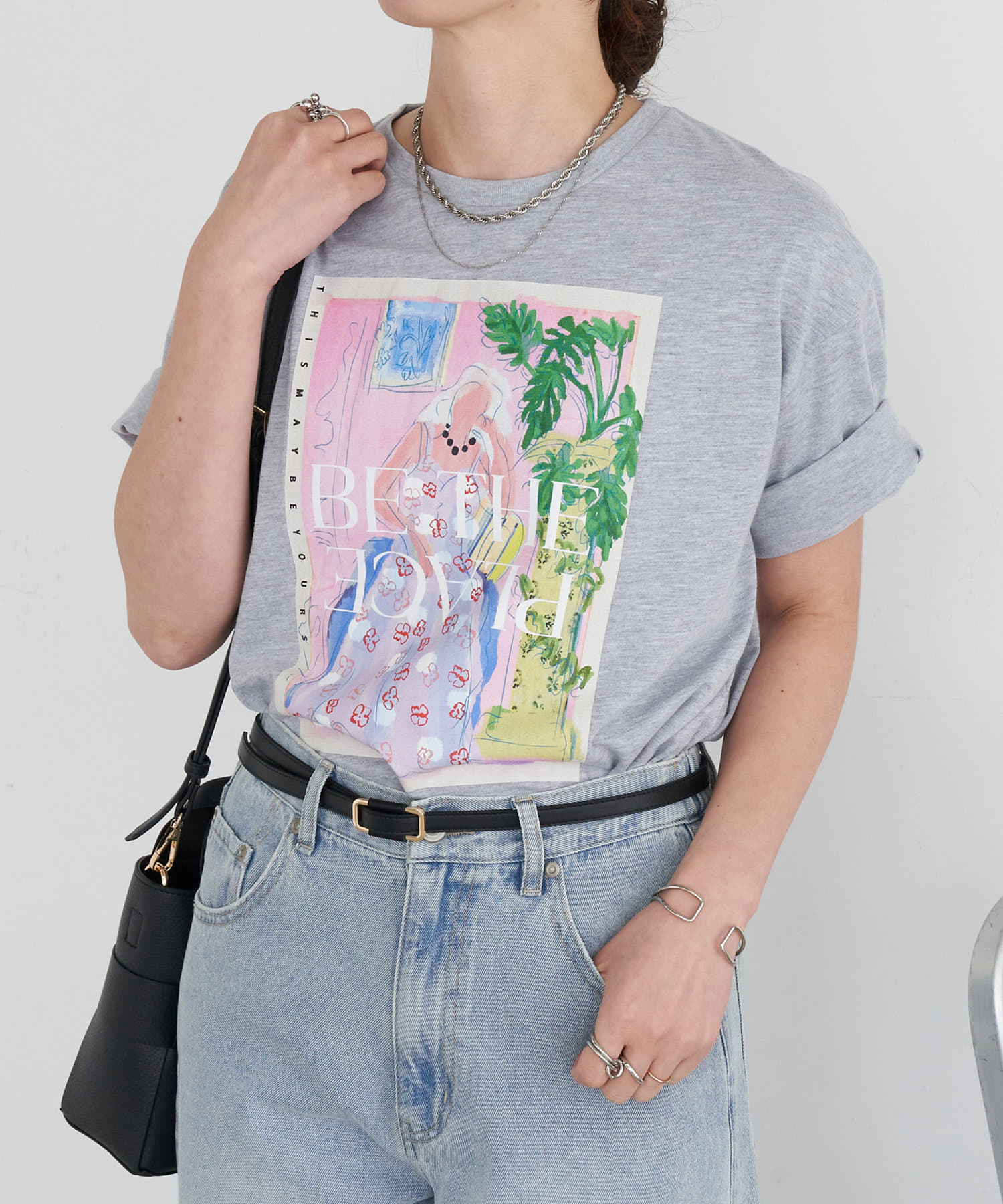 Jena　espace merveilleux(ジェナ　エスパスメルヴェイユ) アートプリントスリットT