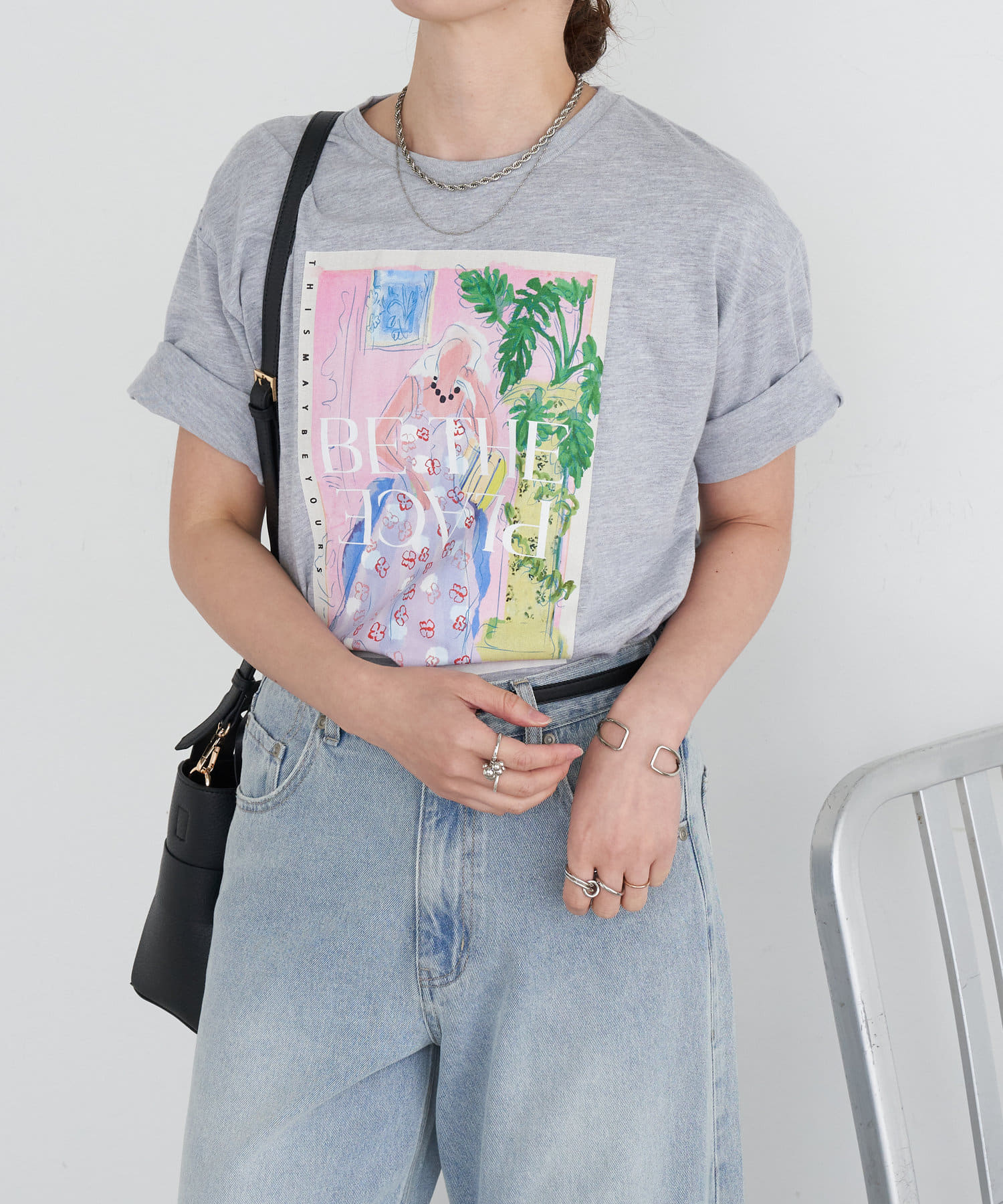 Jena　espace merveilleux(ジェナ　エスパスメルヴェイユ) アートプリントスリットT