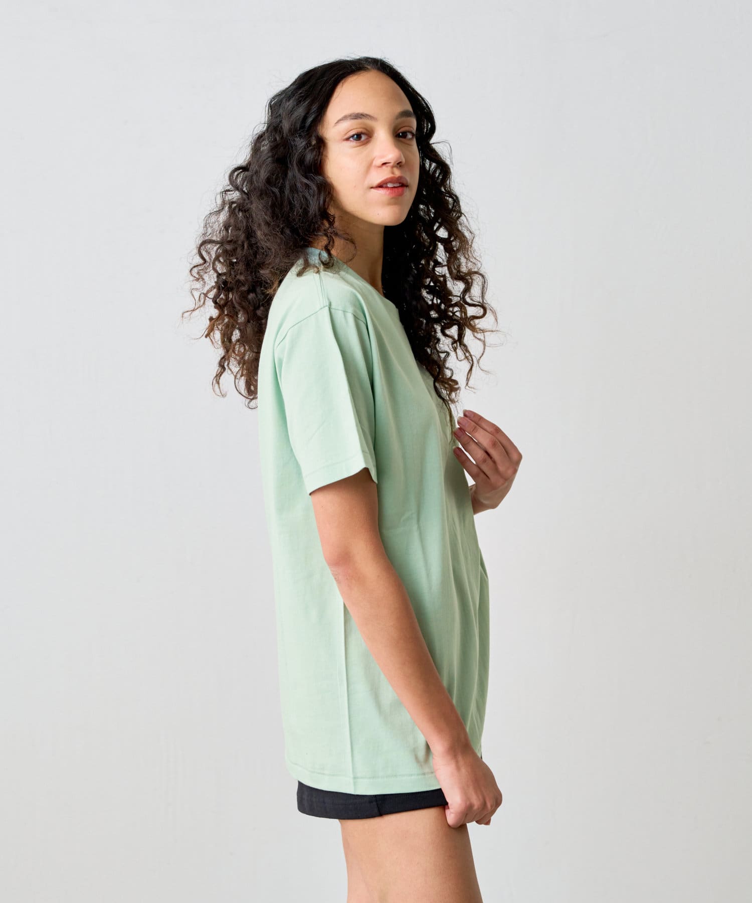 COLONY 2139(コロニー トゥーワンスリーナイン) 【BASIC LINE/UNISEX/8色展開】ラウンドボディコットンTシャツ