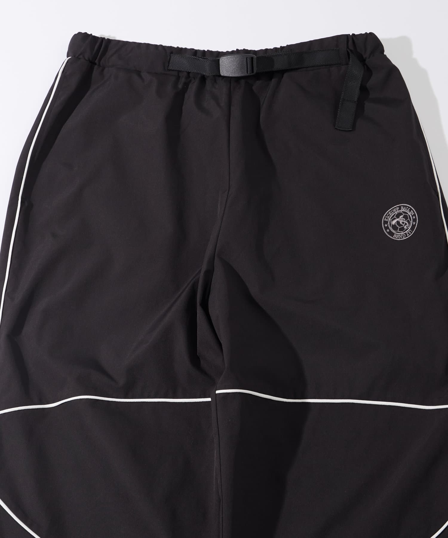 WHO’S WHO gallery(フーズフーギャラリー) 【Sourcream/サワークリーム】サッカートラックパンツ【セットアップ対応】