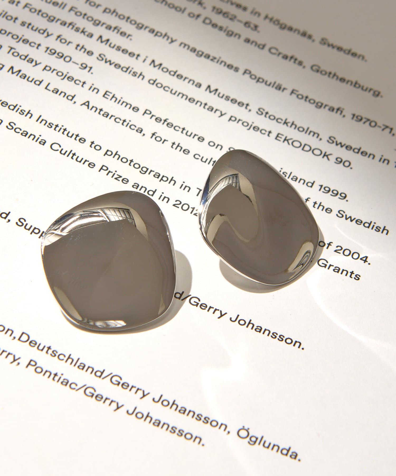 Lattice(ラティス) メタルプレートピアス