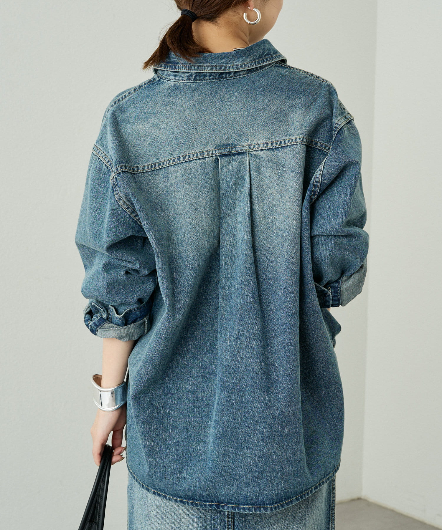LOUNGEDRESS(ラウンジドレス) スキッパーデニムシャツ