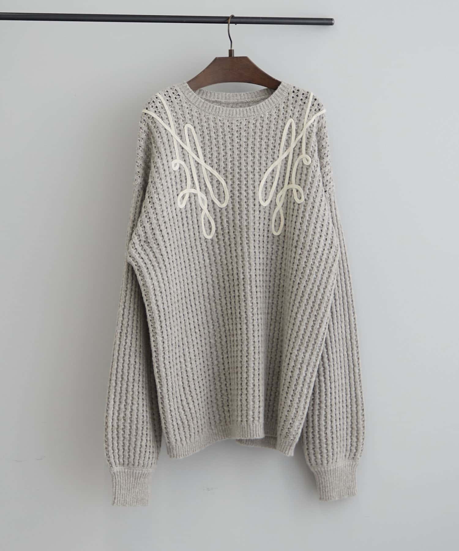 高品質高価刺繍付きカシミヤ90厚手着心地最高ロングニットプルーオーバー 2025SS【NUNIFE】透かしテープ刺繍ニットプルオーバー | Remind
