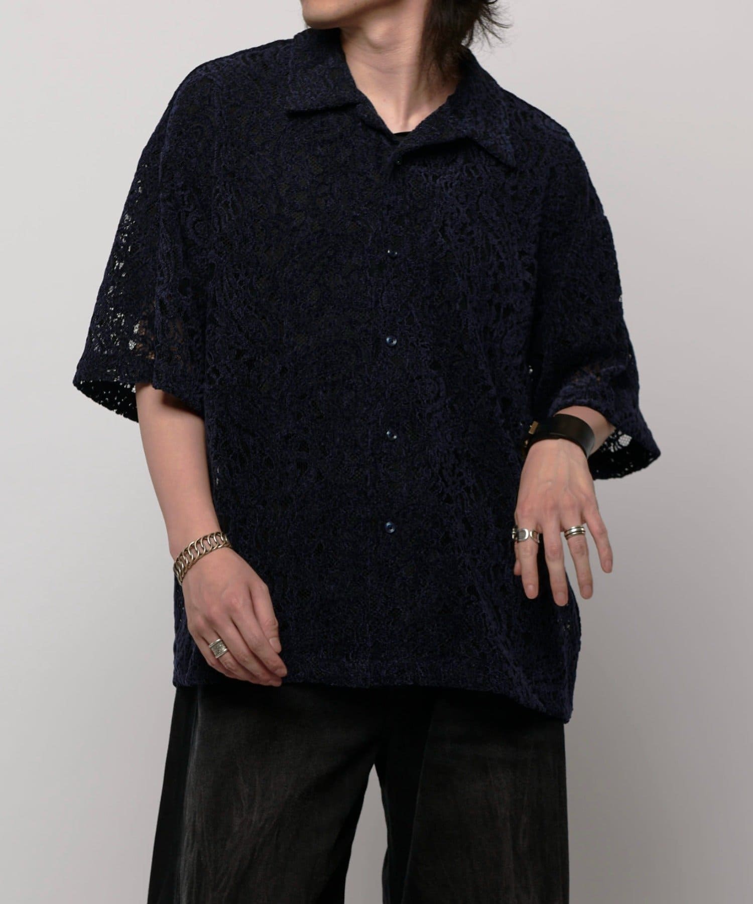 Lui's(ルイス) ペイズリーモールレースシャツ