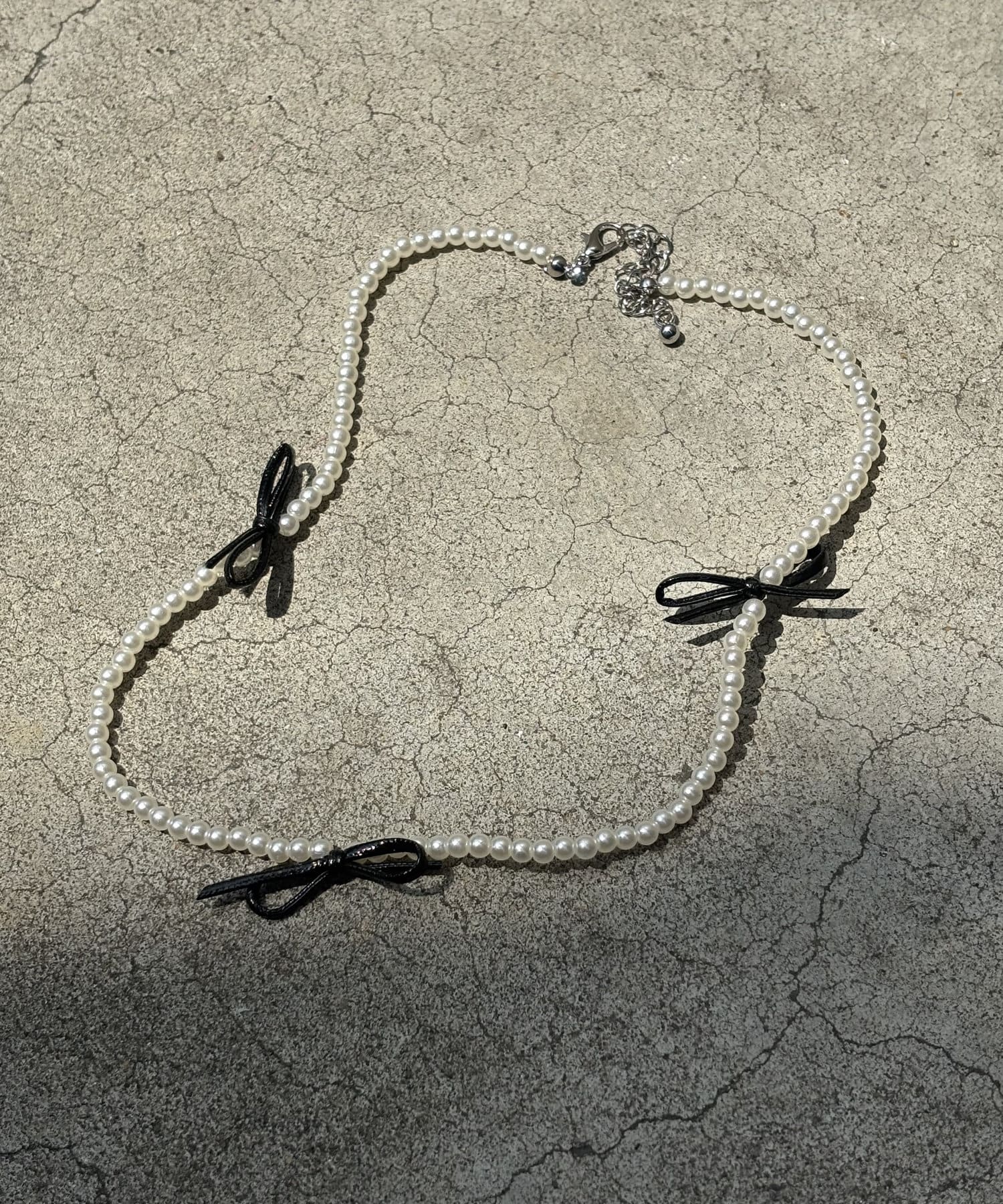 WHO’S WHO gallery(フーズフーギャラリー) リボンパールネックレス