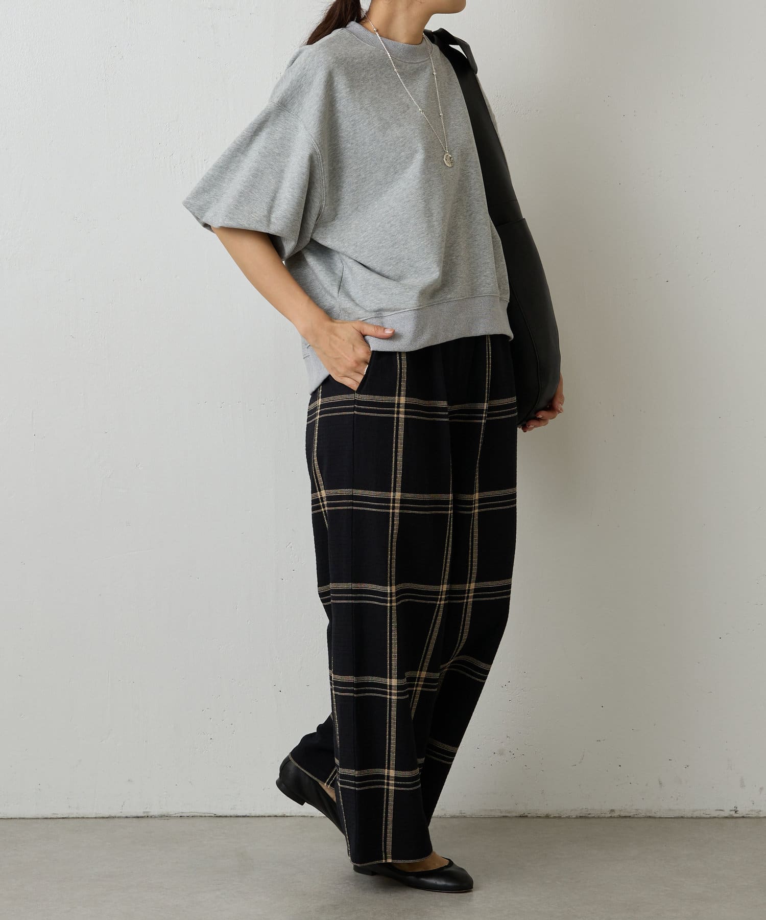 BEARDSLEY（ビアズリー）の「裾フリル裏毛プルオーバー（Tシャツ