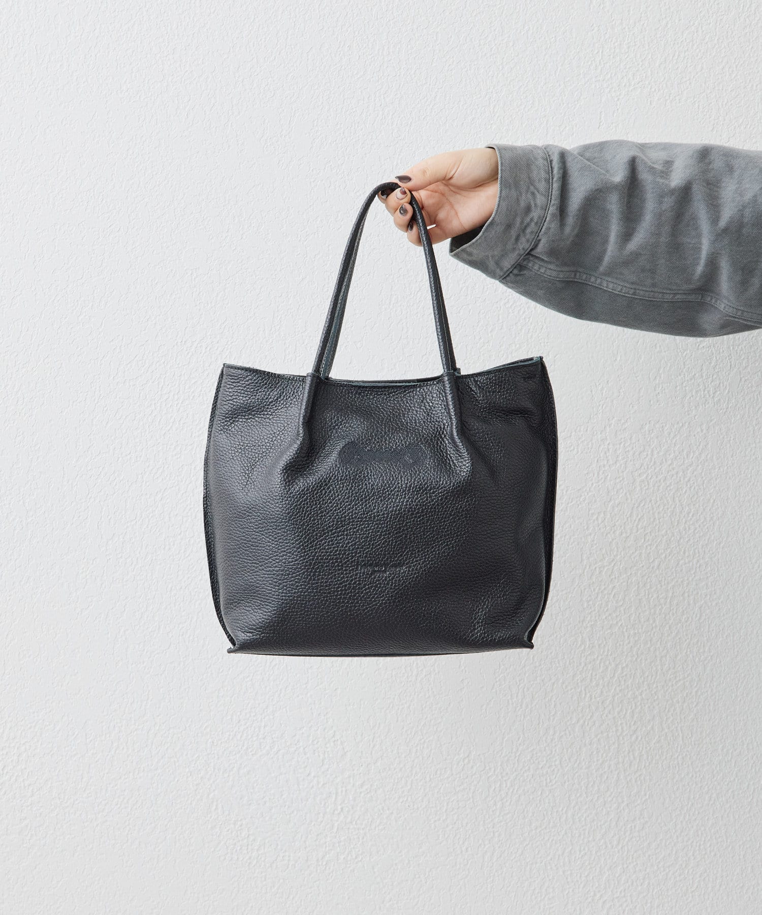Pelletteria Veneta（ペレッテリアべネタ）】snakebit tote/スネーク柄 