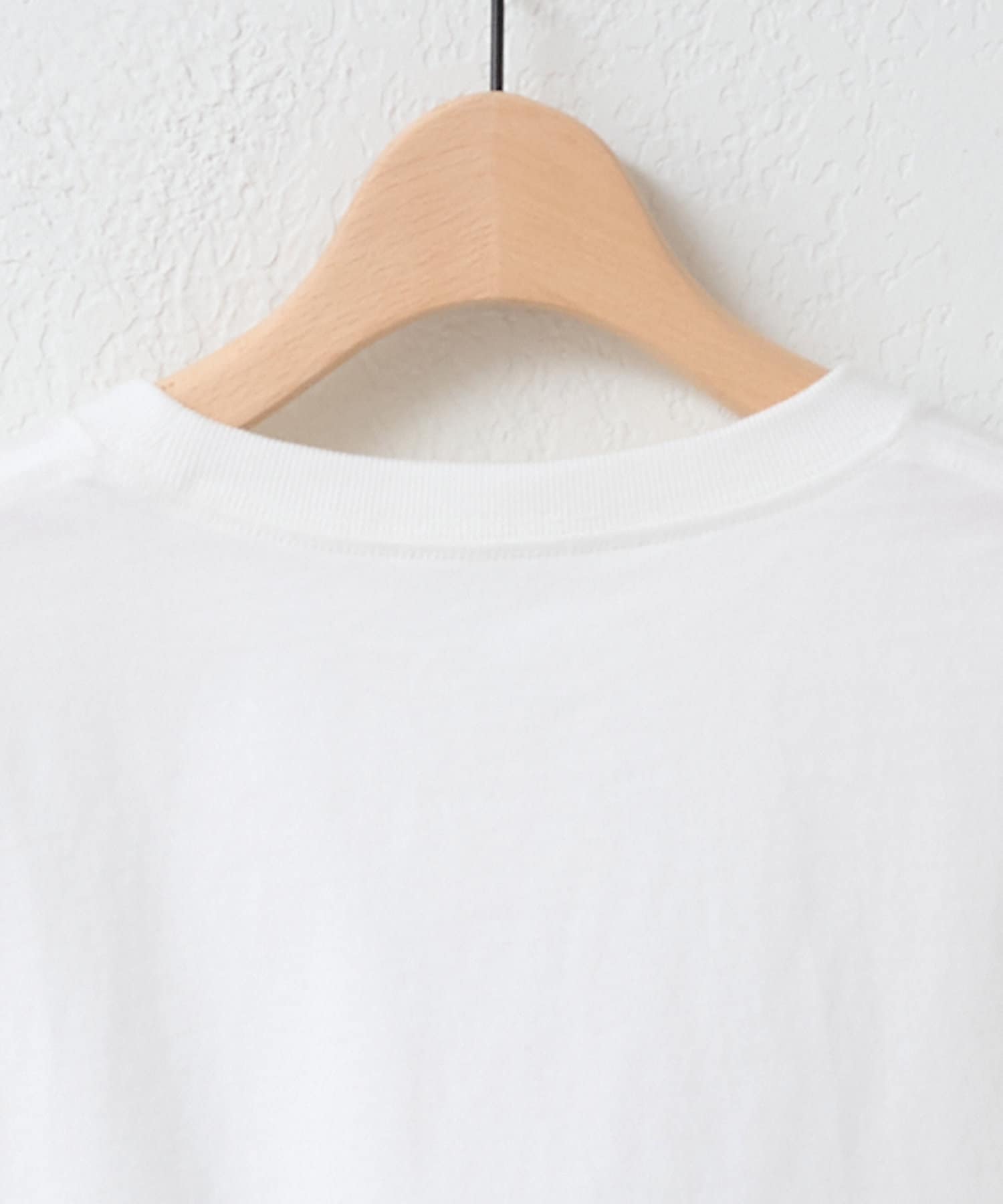 DISCOAT(ディスコート) 【ユニセックス】アソートニュースペーパーグラフィックTシャツ