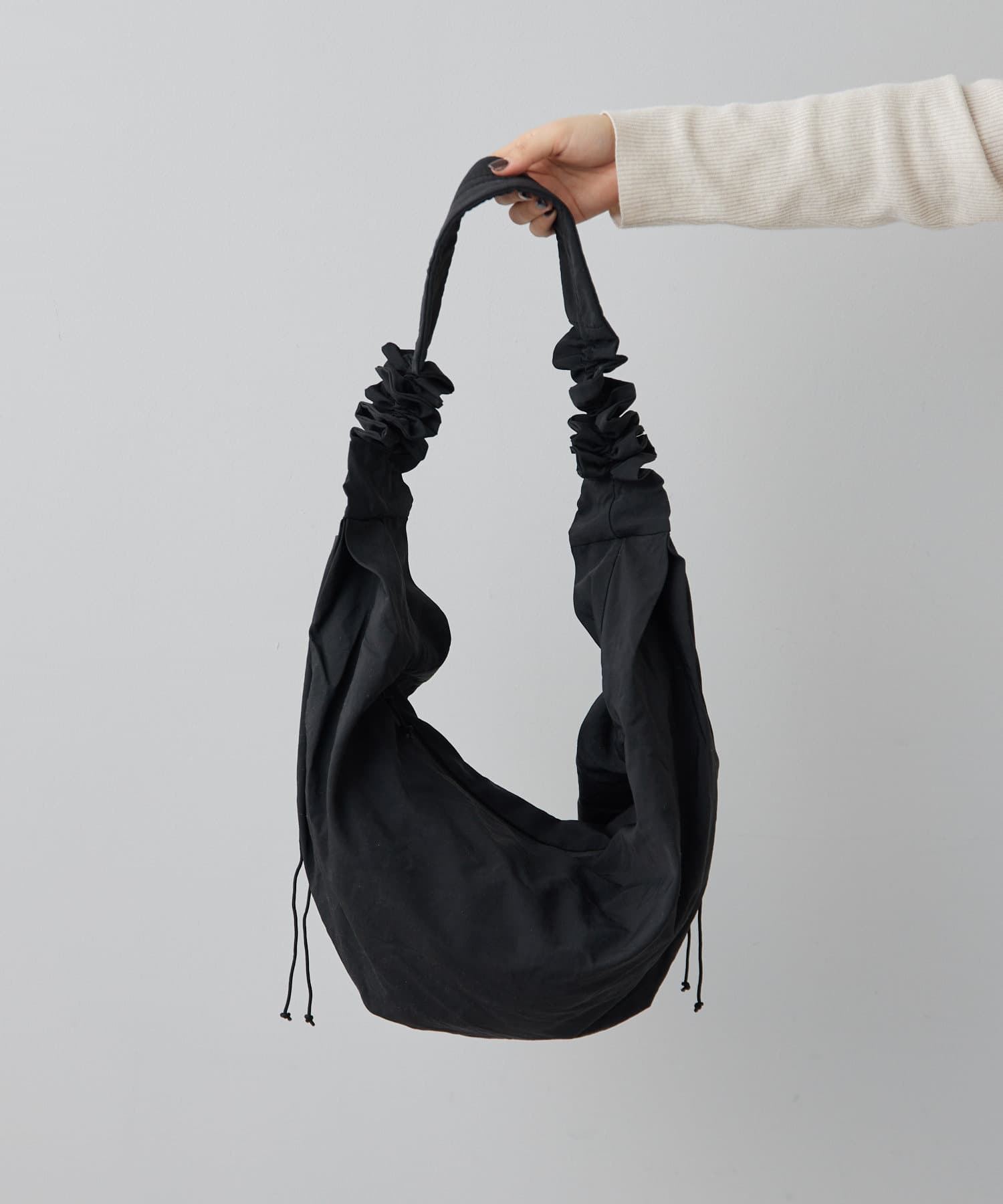 [YURT] VINE BAG_2color ★大人気★ YURT(ユルト)】VINE/ライトショルダーバッグ | ear PAPILLONNER