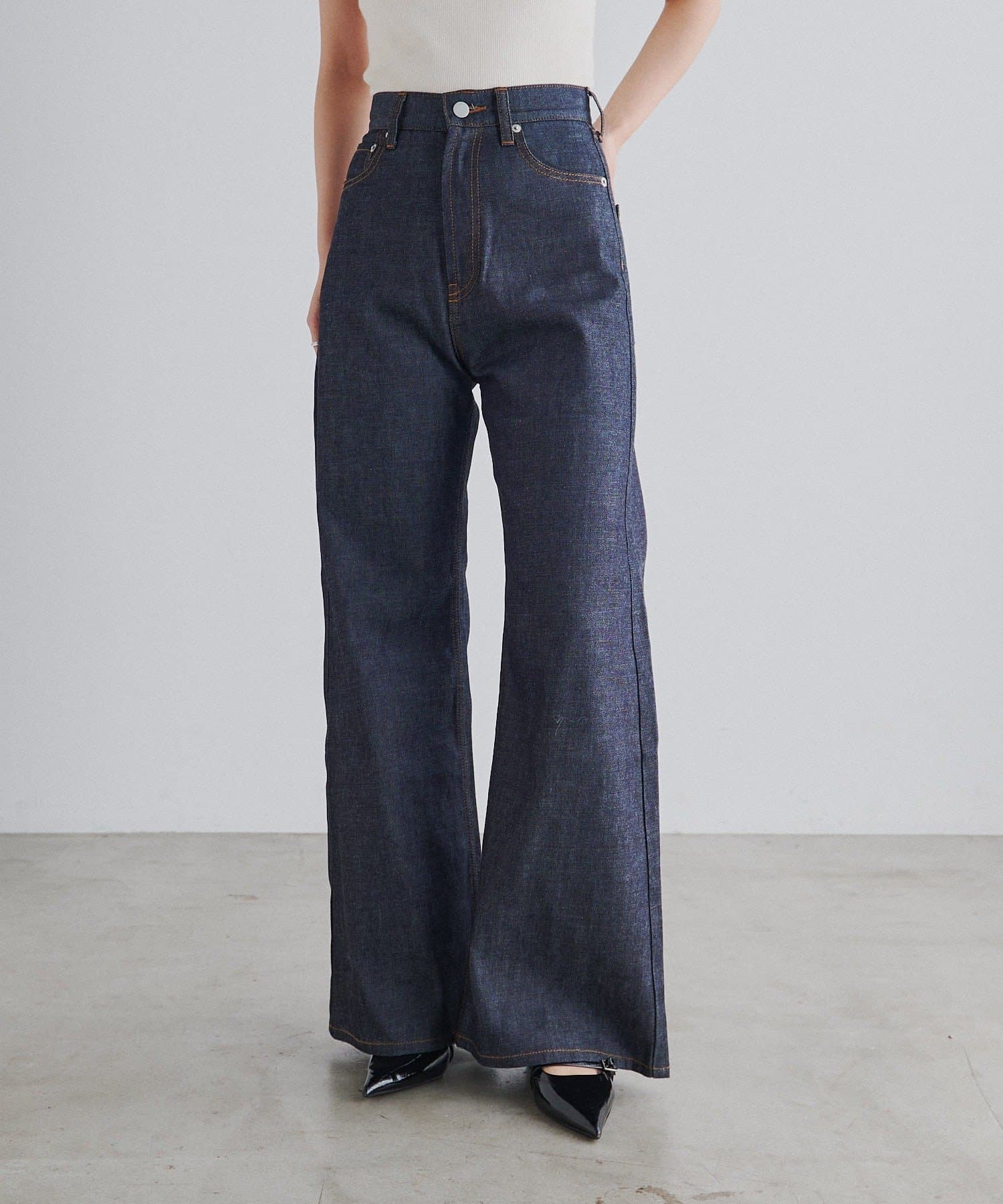 ainode ogamo レザーライクバギーPT ai no de】ogamo レザーライクバギーパンツ（デニムパンツ）｜ai