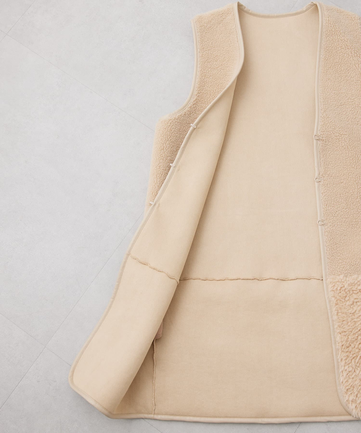 OUTLET(アウトレット) 【ear PAPILLONNER】フェイクムートンベスト【SUM1 STYLE】