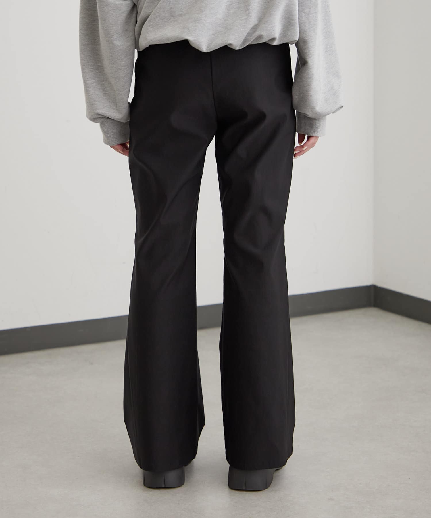 mystic(ミスティック) [mline]イージーフレアパンツ