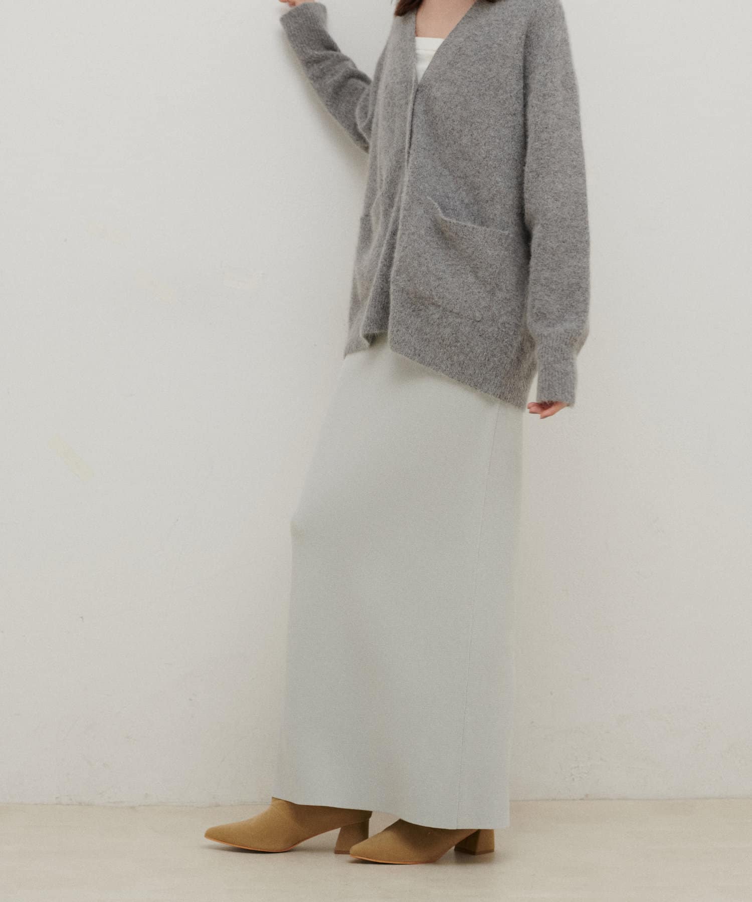 NICE CLAUP / OLIVE des OLIVE OUTLET(ナイスクラップ  / オリーブ デ オリーブ アウトレット) 【natural couture】シンプルIラインニットスカート