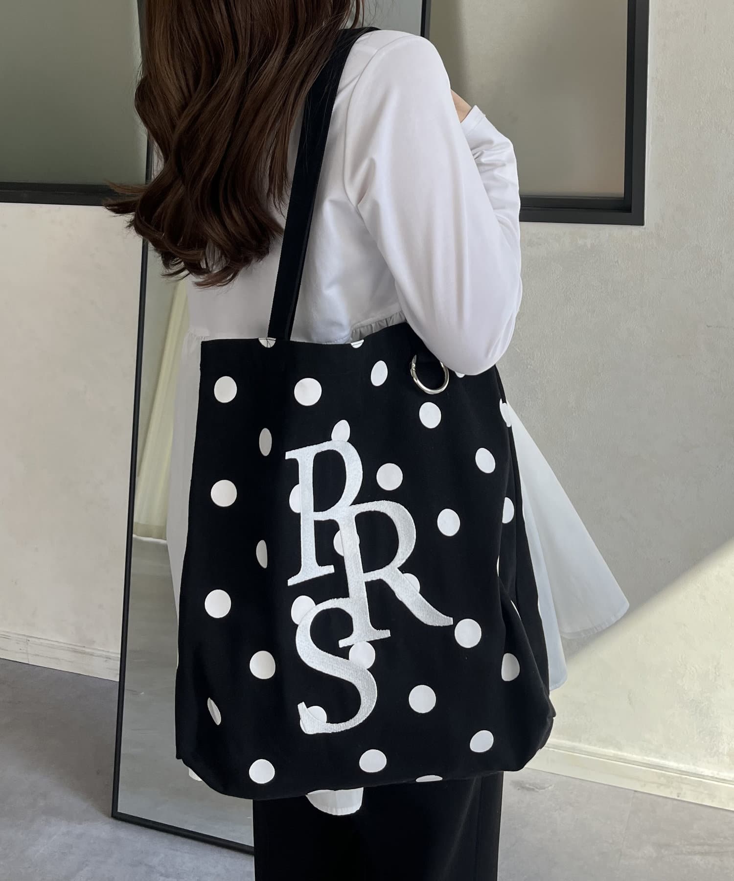 prose verse(プロズヴェール) 【PRS♥】刺繍ロゴトートバッグ