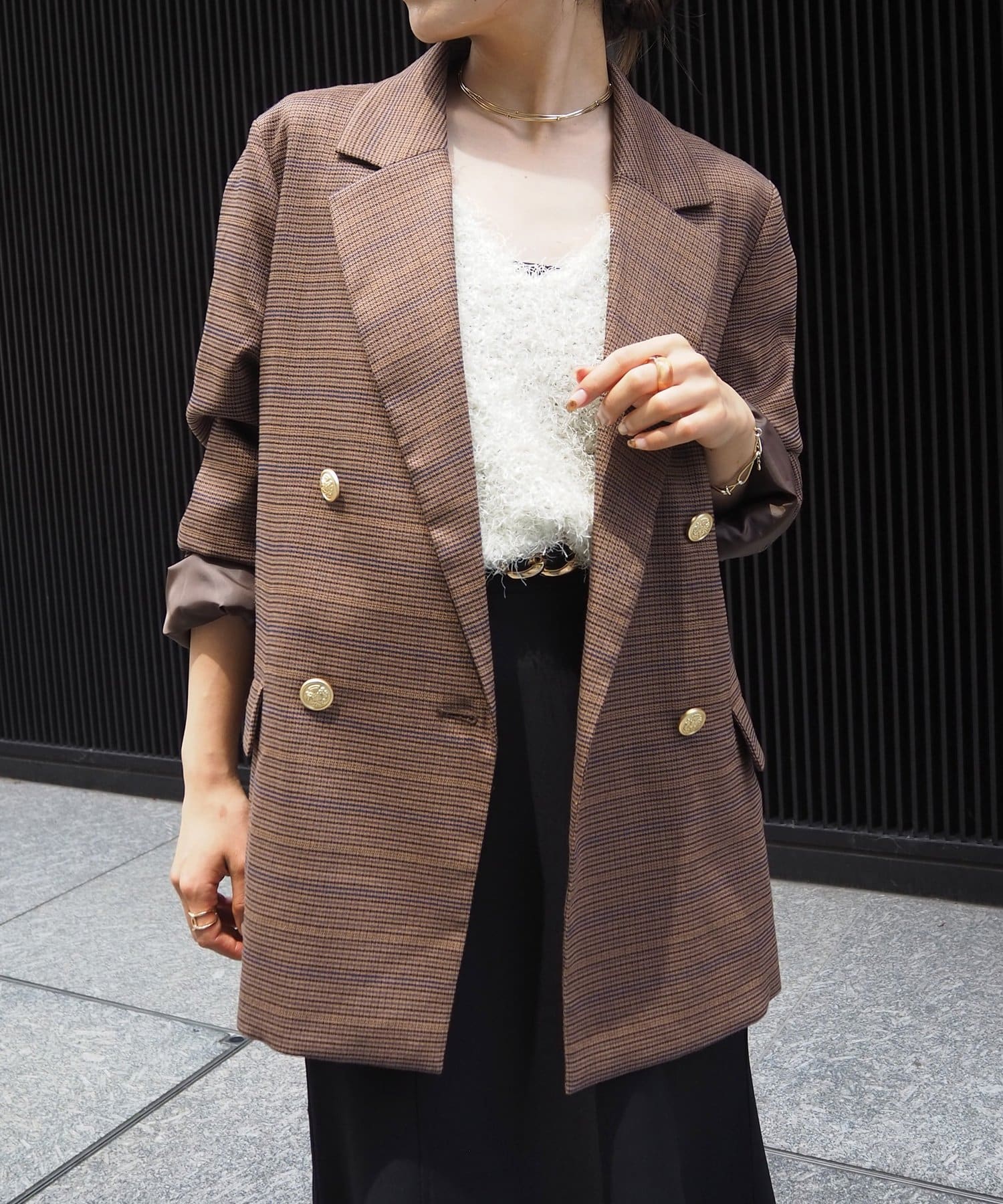 Thevon.(ゼヴォン) GOLDボタンテーラードジャケット Thevon.｜GOLDボタンテーラードジャケット | Rakuten Fashion
