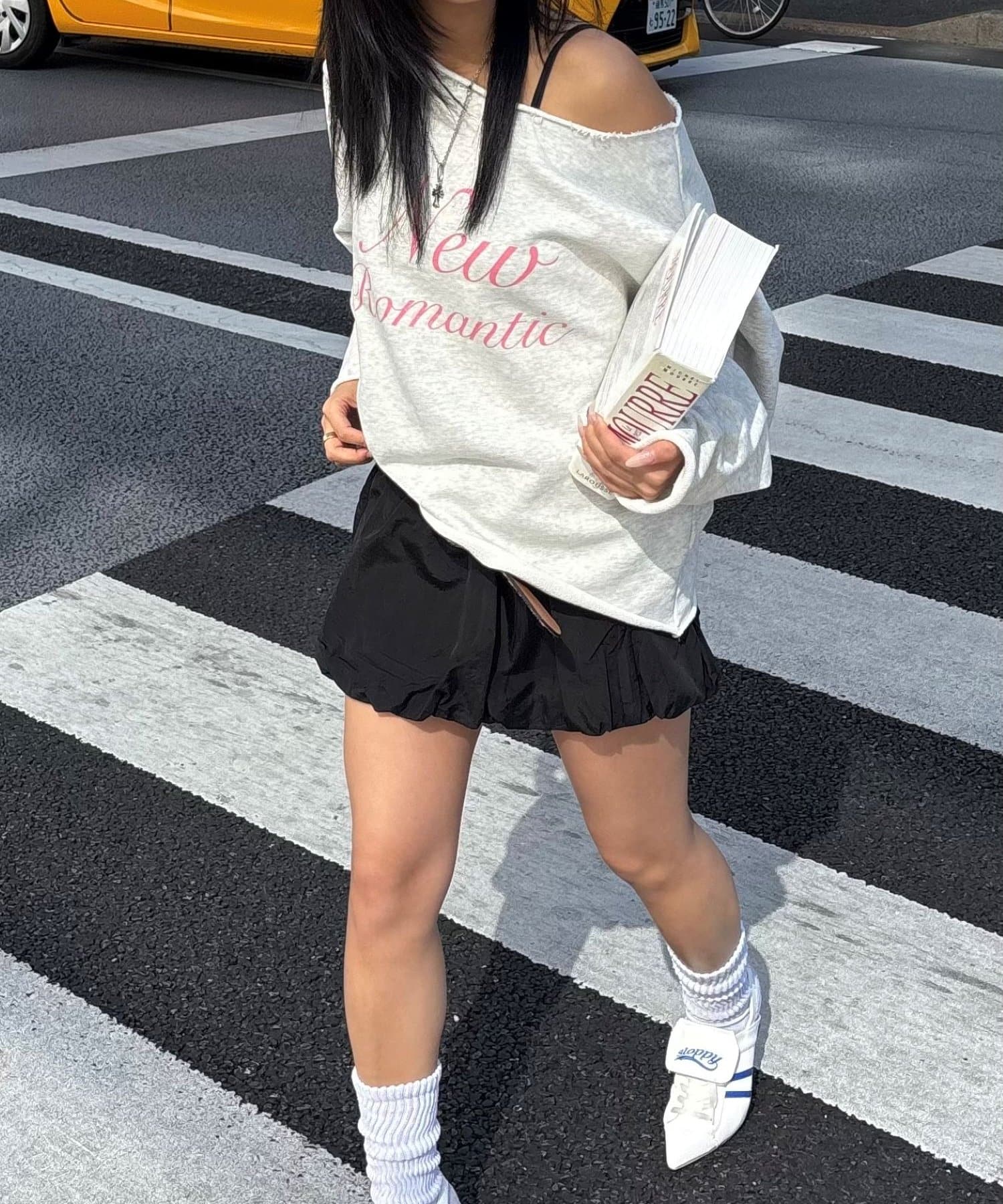 New Romanticワンオフショルトップス | WHO'S WHO gallery