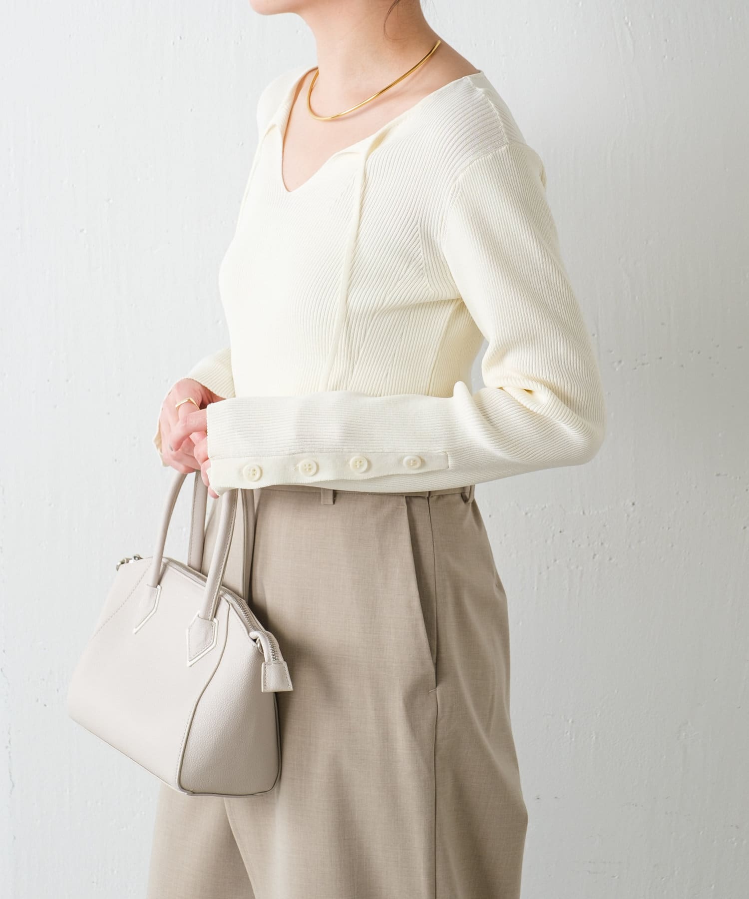 新品タグ付き COLLAGE GALLARDAGALANTE ボタンリブニット 新品タグ付き COLLAGE GALLARDAGALANTE ボタンリブニット