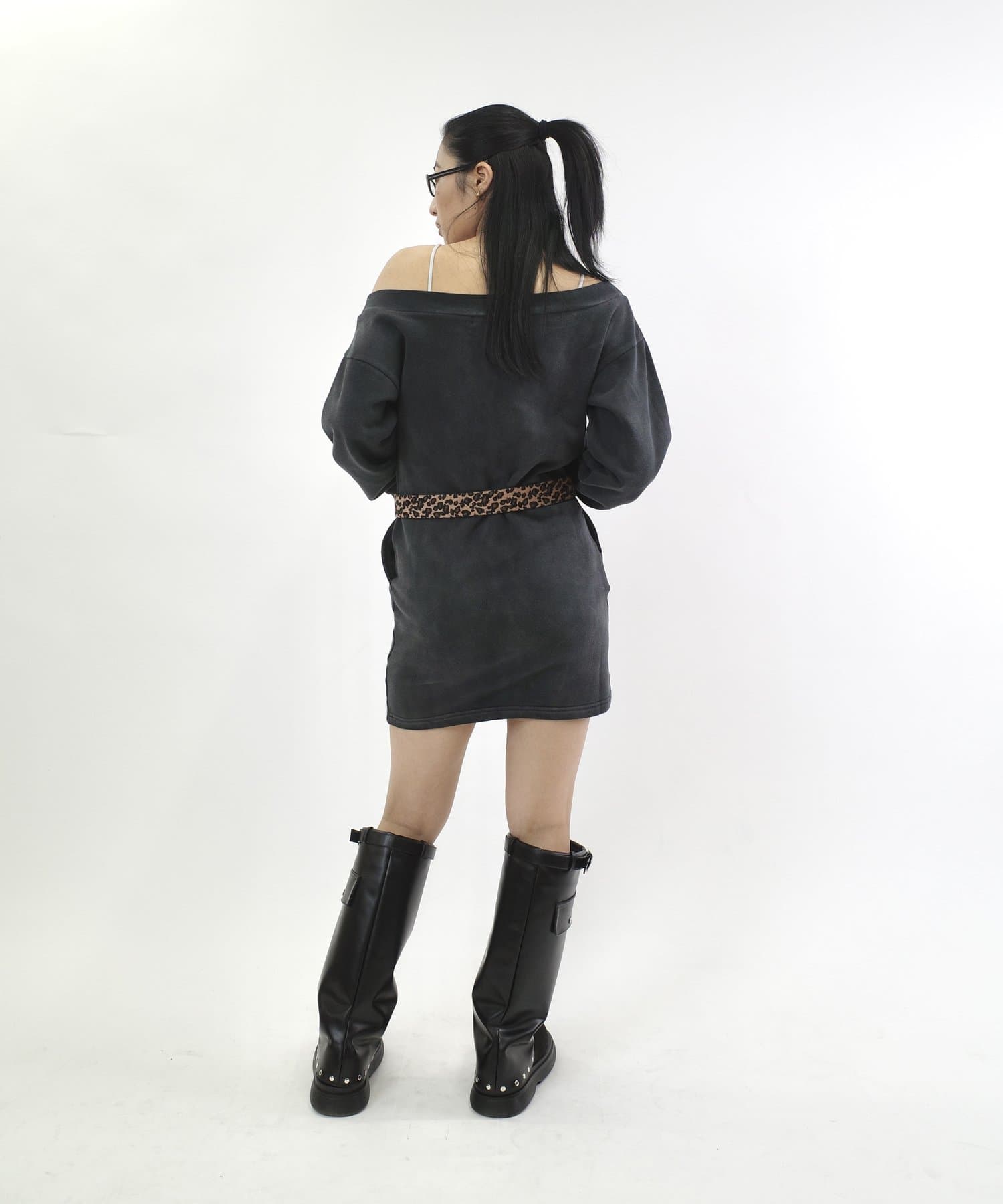 WHO’S WHO gallery(フーズフーギャラリー) 【SLOPPY/スロッピー】ラインストーンオフショルワンピ