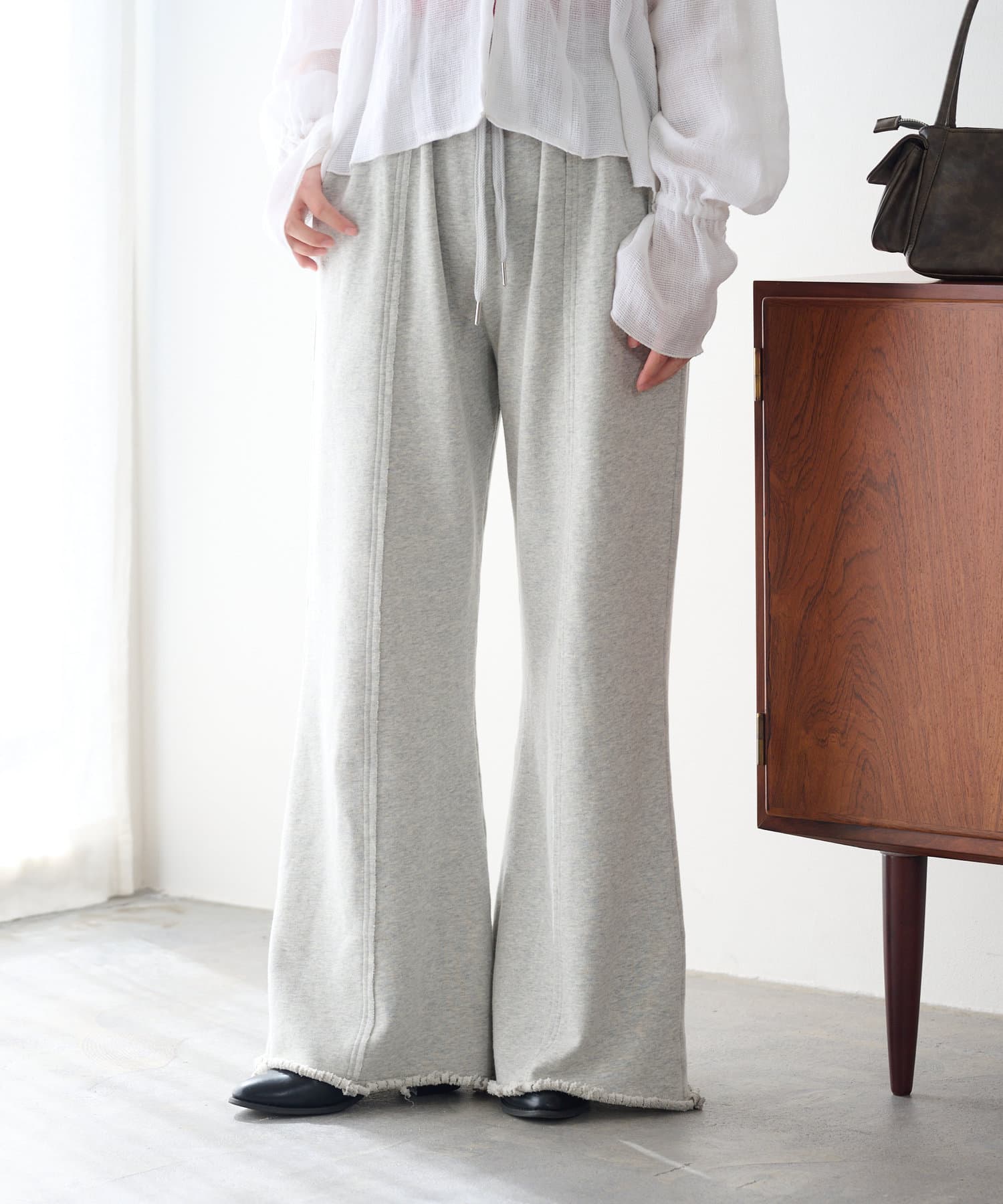 REBEL MINDS グレー スウェットフレアパンツ サイズS 激安ショップ 食品 MINDS REBEL グレー サイズS（REBEL